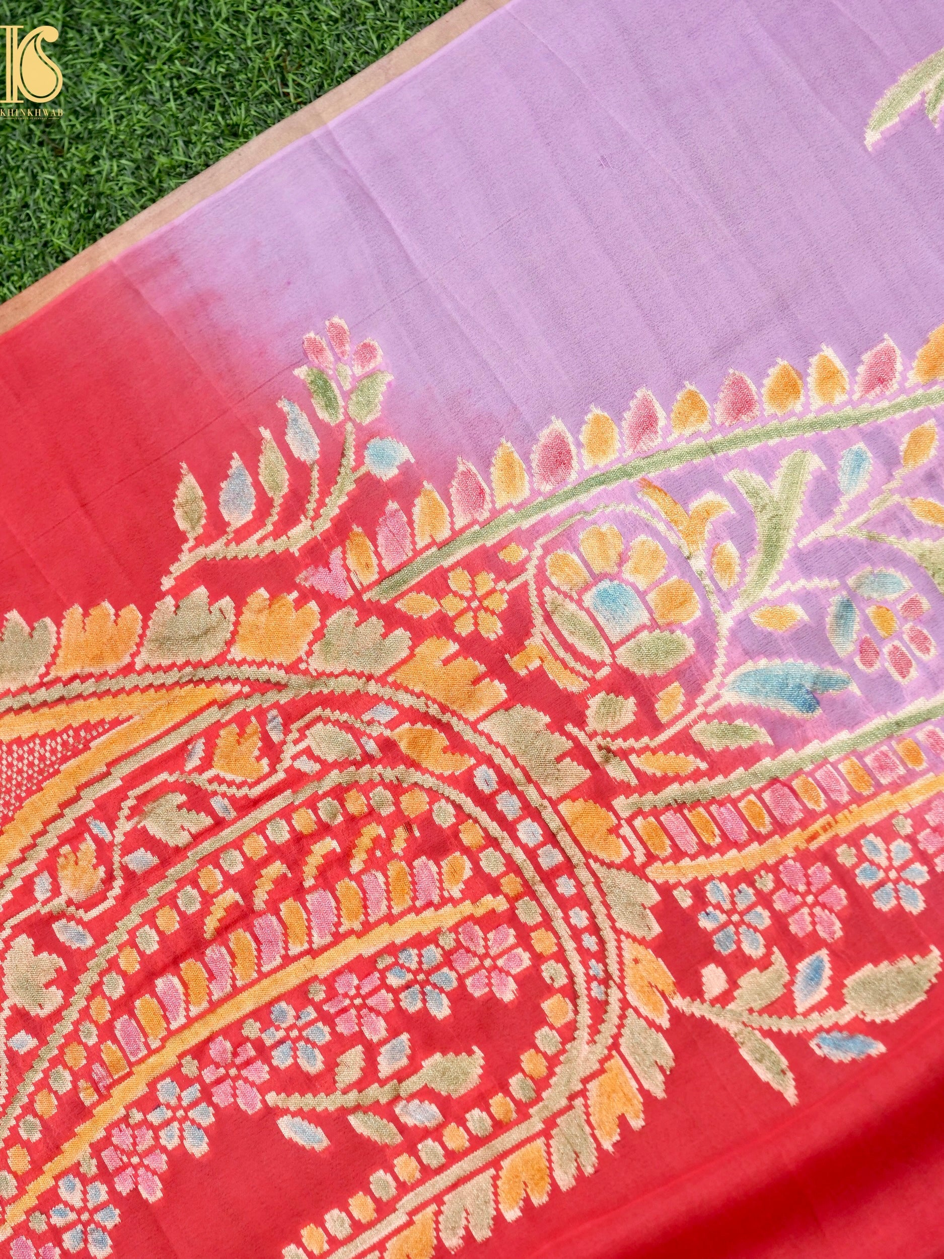 Handwoven Banarasi Georgette Dupatta with Floral Meenakari