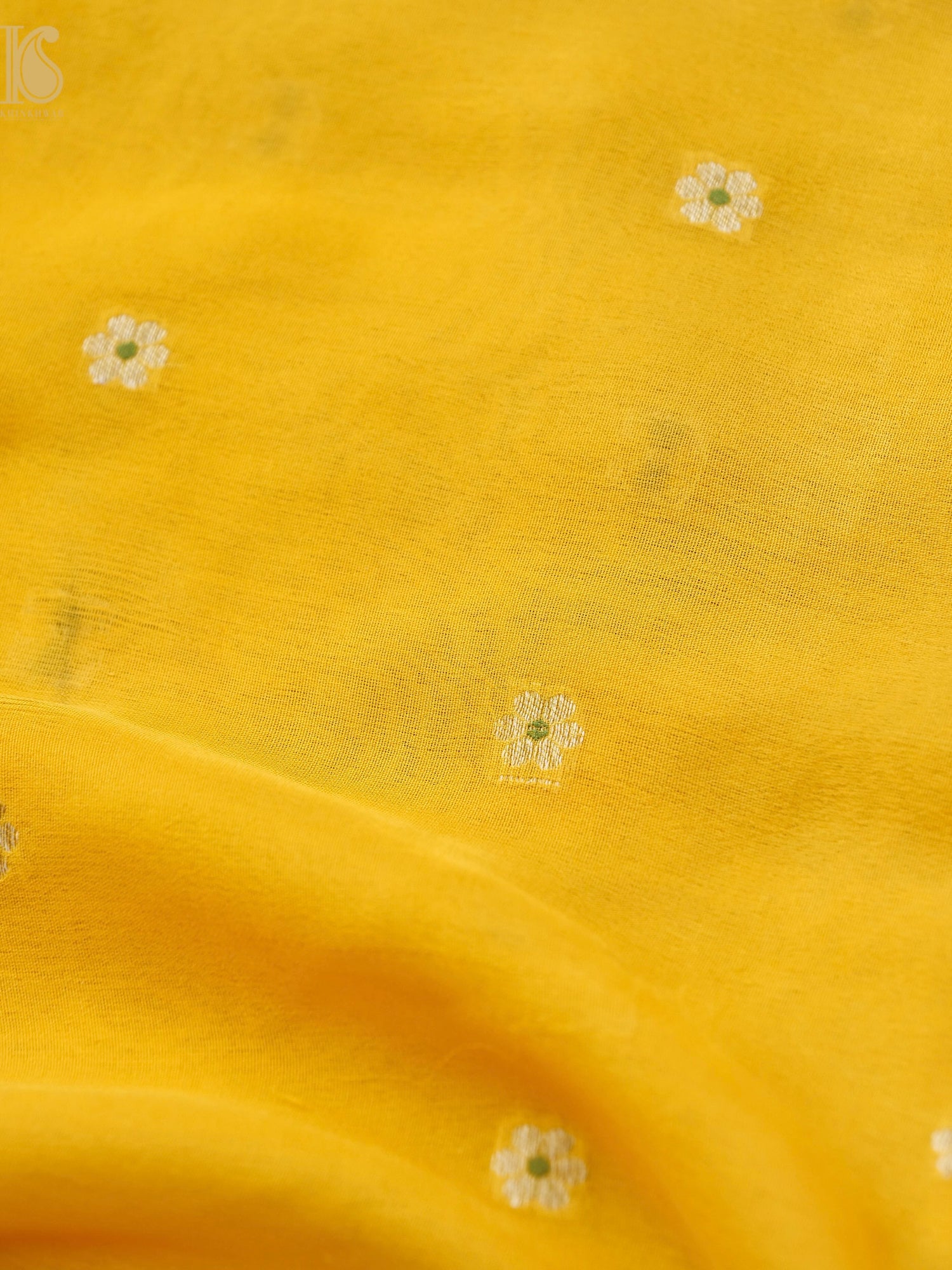 Handwoven Banarasi Georgette Dupatta with Floral Meenakari