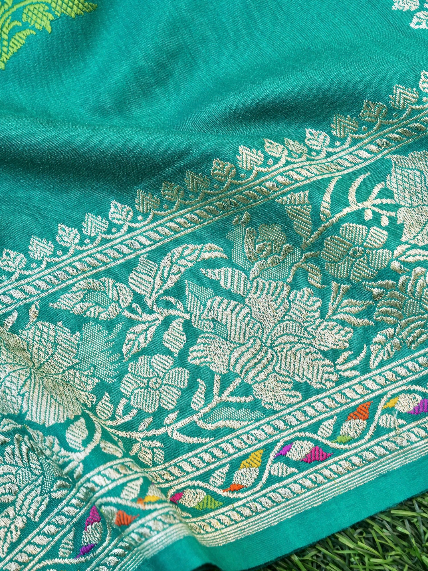 Banarasi Handloom Moonga Silk Dupatta with Kadwa Boota