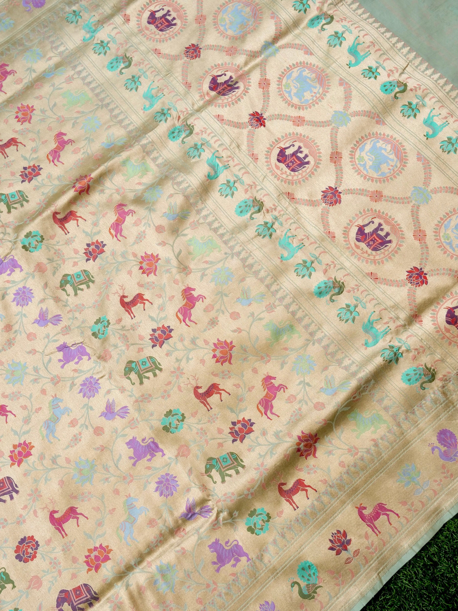 Handloom Banarasi Katan Silk Khinkhab Shikargah Saree