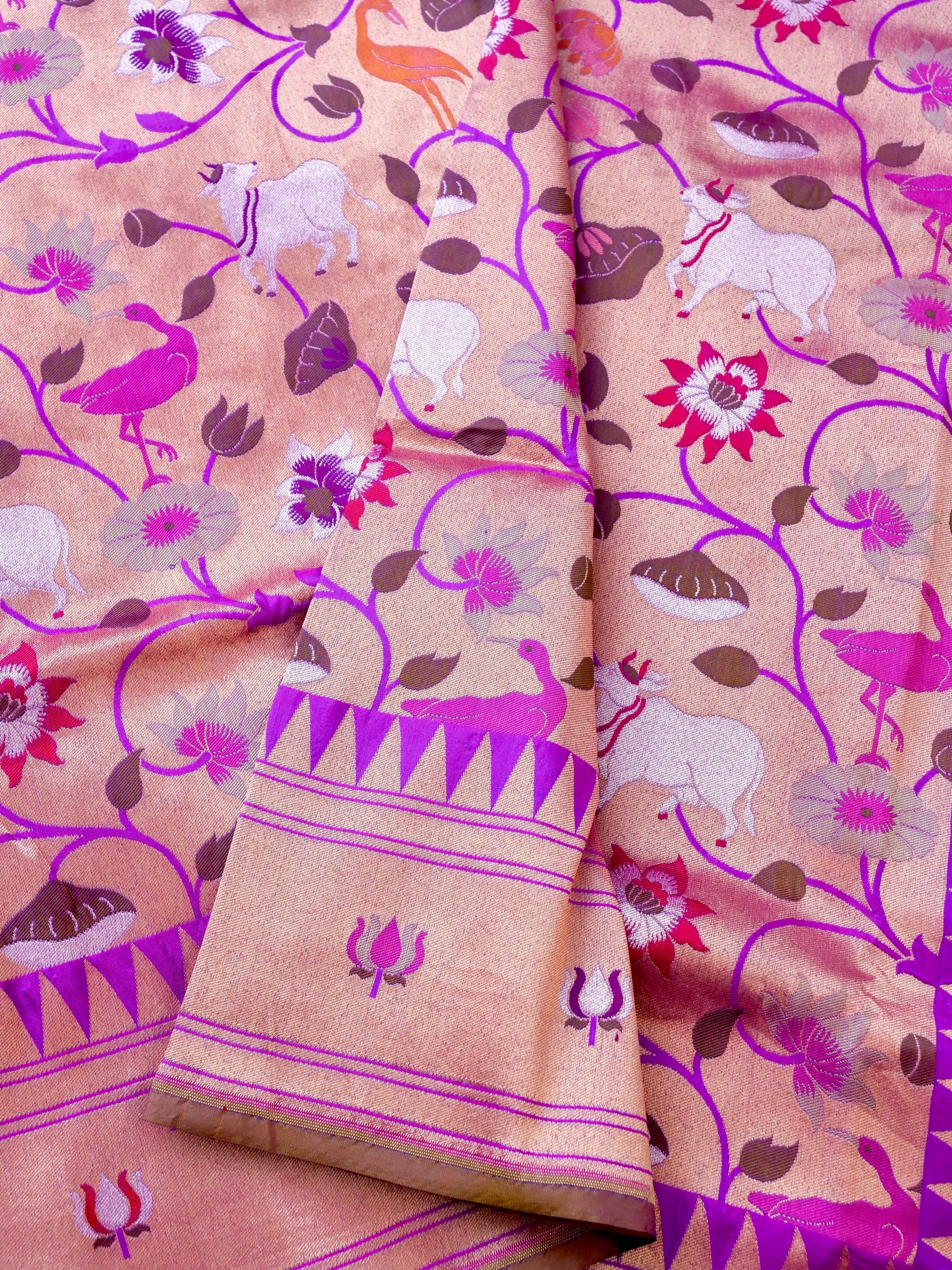 Handloom Banarasi Katan Silk Khinkhab Cow Saree