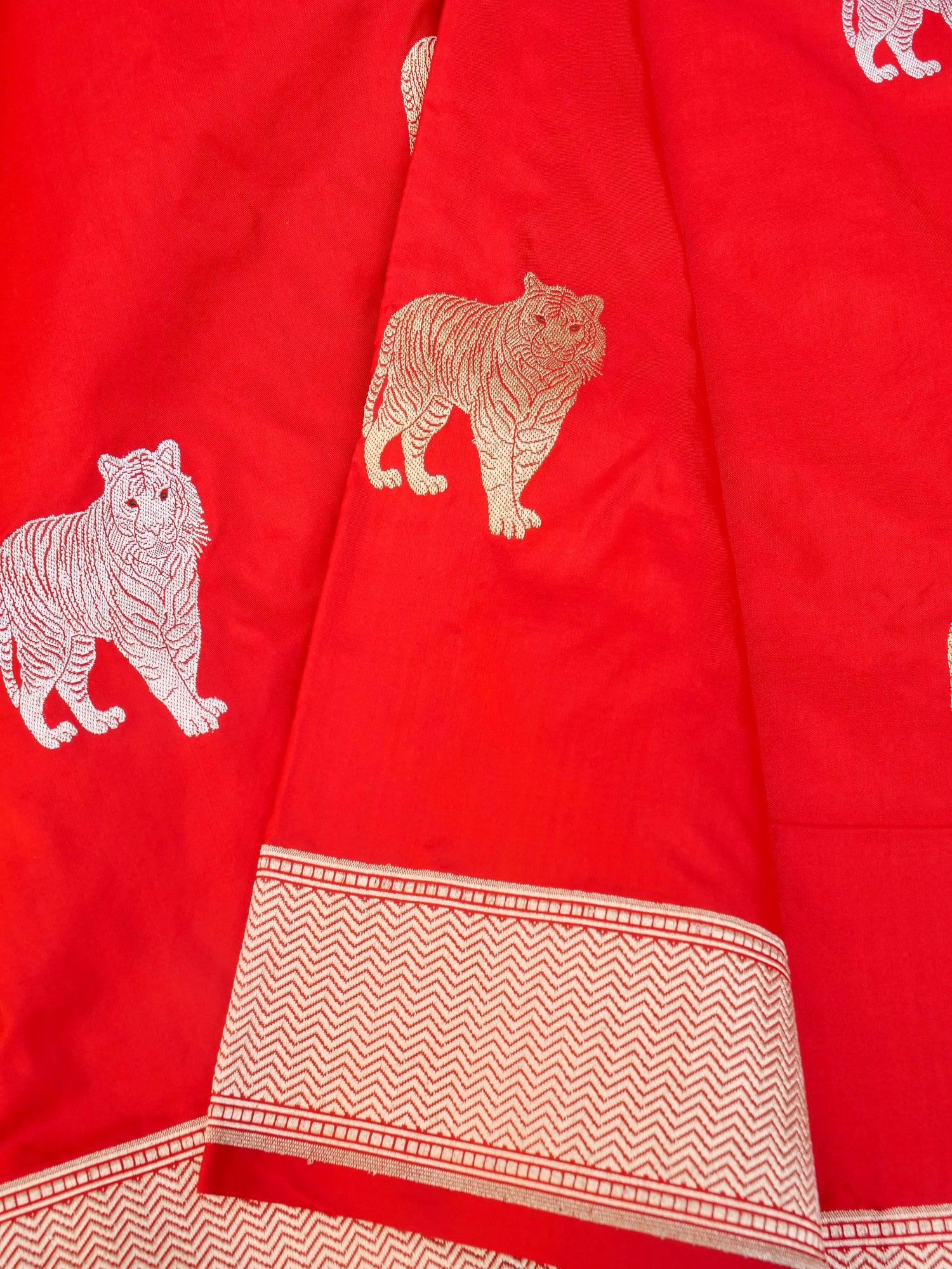 Handloom Banarasi Pure Katan Silk Zarmrig Kadwa Saree