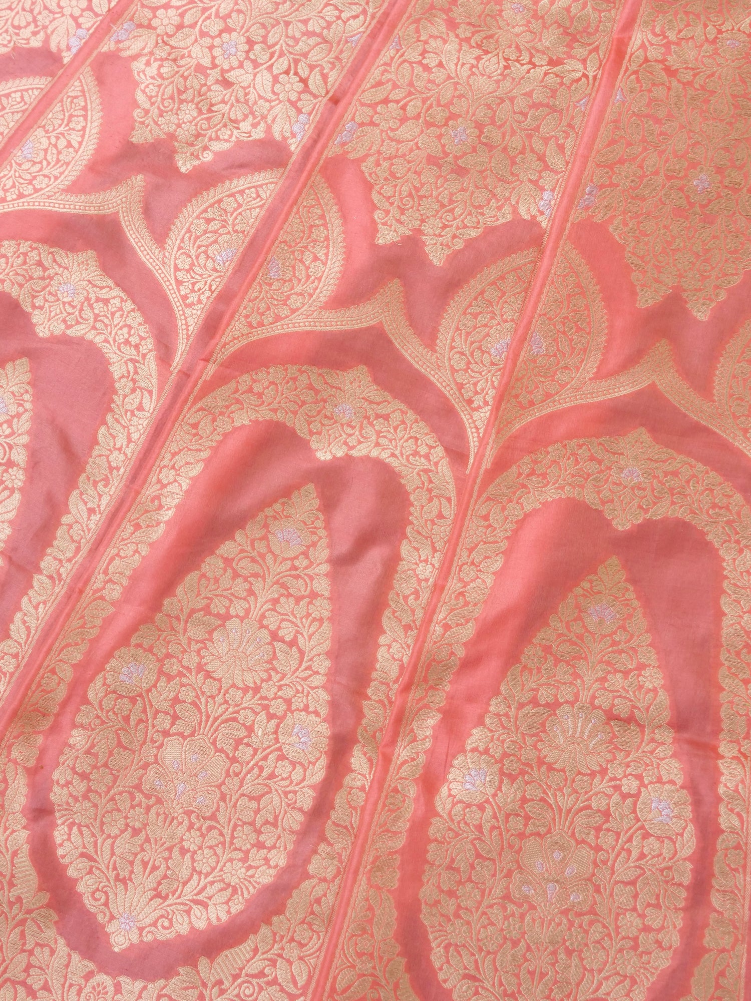 Handloom Banarasi Katan Silk Vrita Kalidar Lehenga