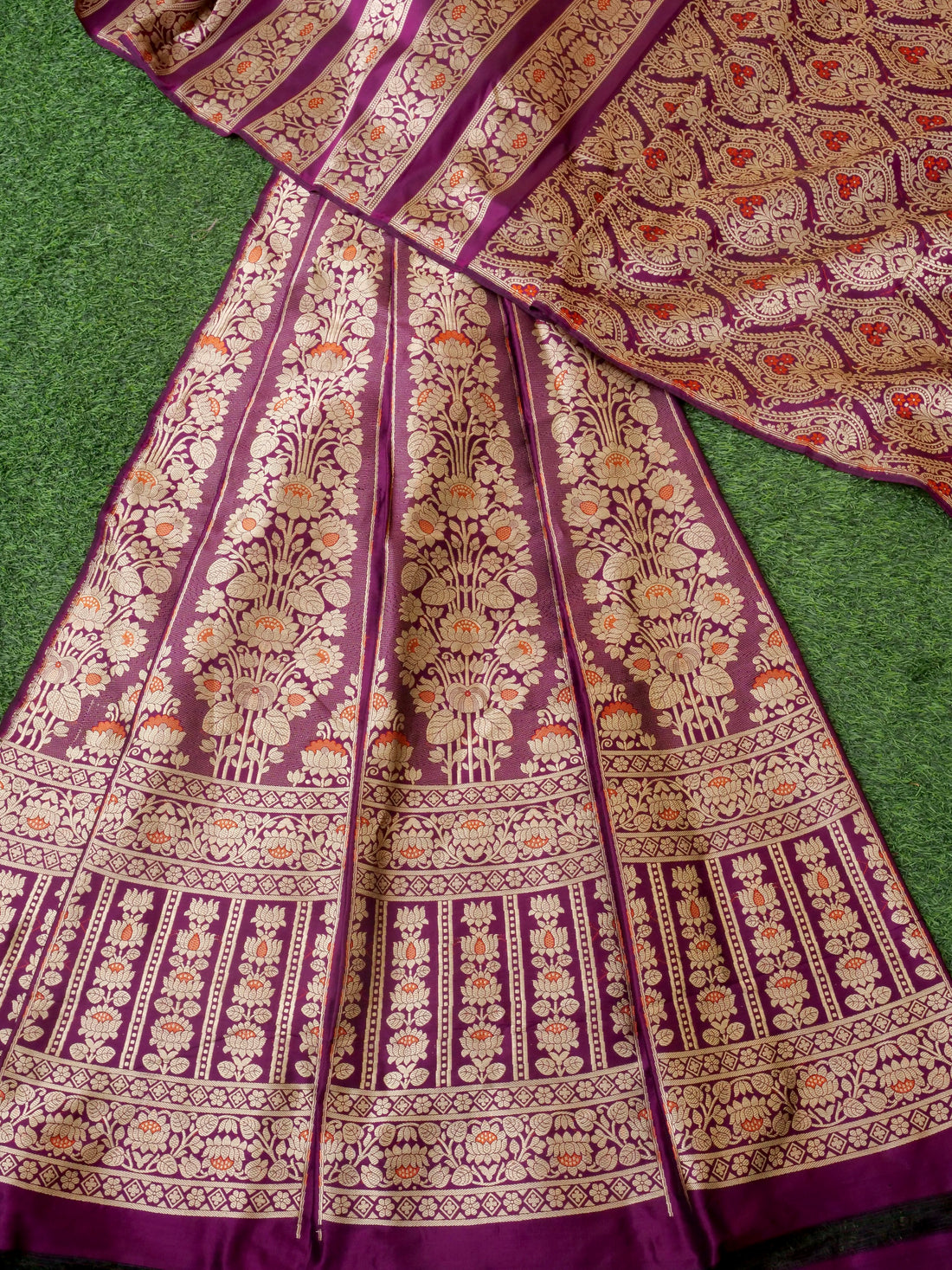 Handloom Banarasi Katan Silk Vanlata Kalidar Lehenga