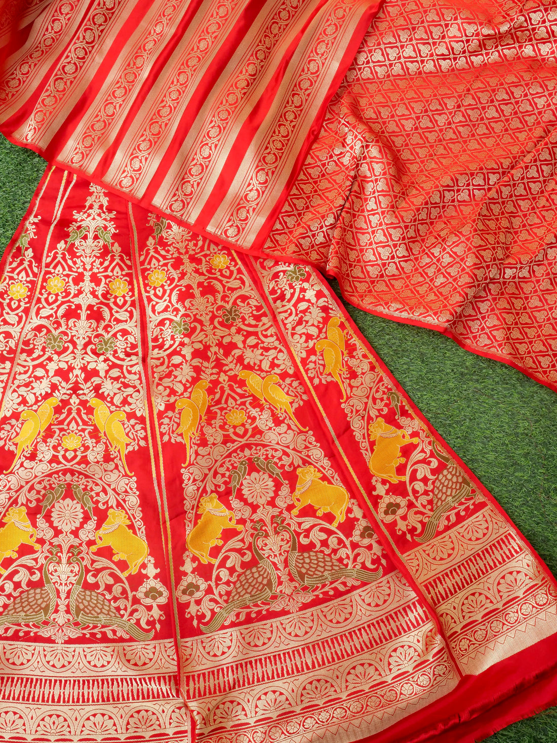 Handloom Banarasi Sateen Katan Silk Vahnika Kalidar Lehenga