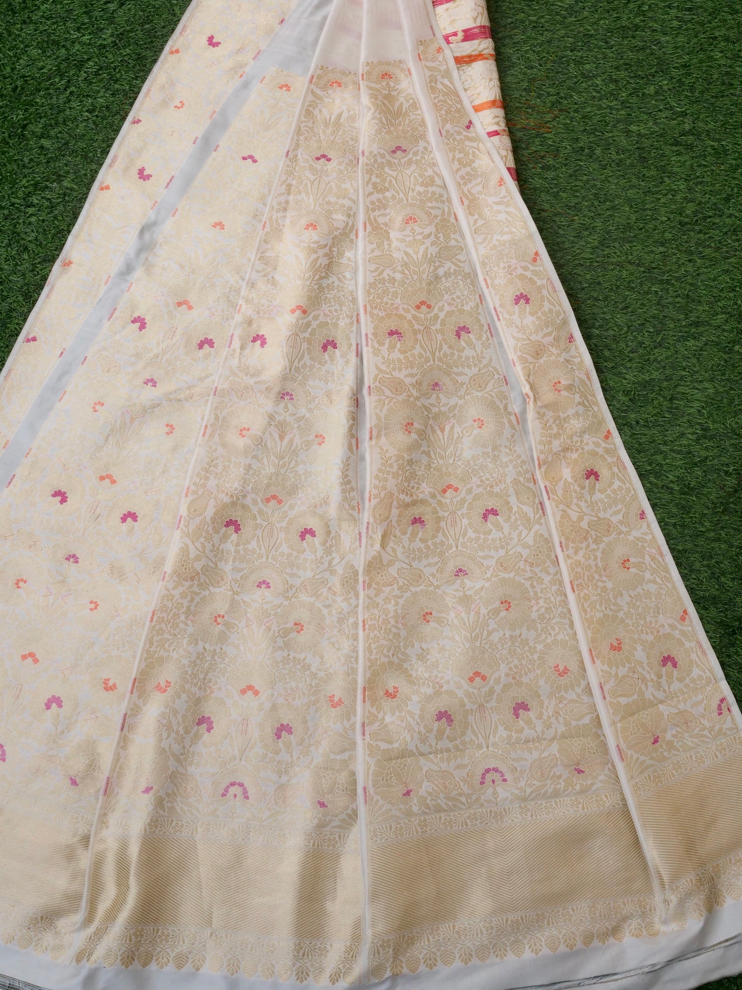 Handloom Banarasi Katan Silk Charita Kalidar Lehenga