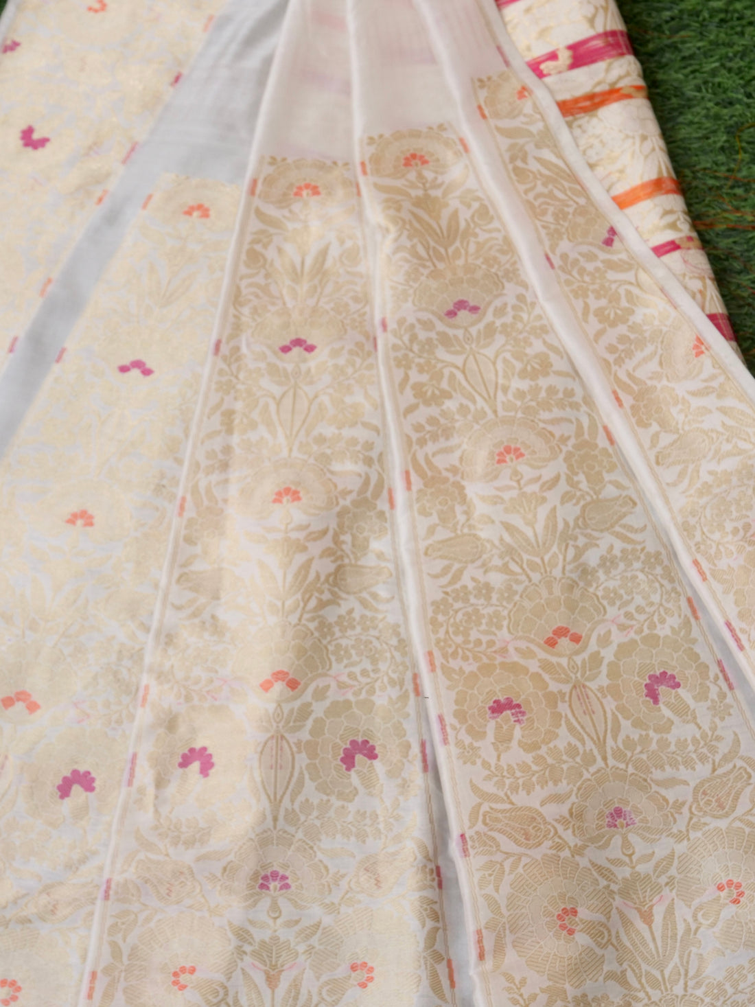 Handloom Banarasi Katan Silk Charita Kalidar Lehenga