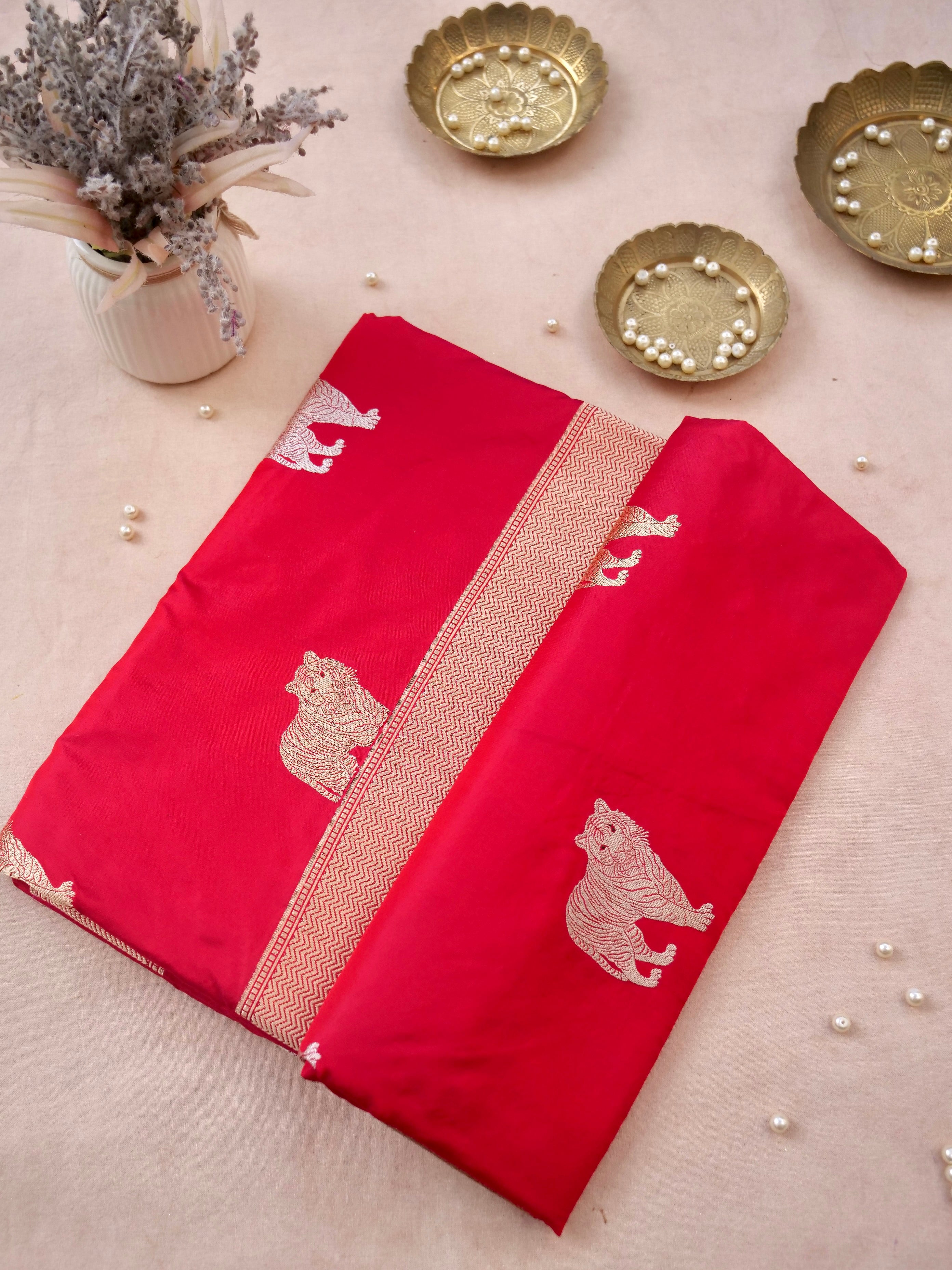 Handloom Banarasi Pure Katan Silk Zarmrig Kadwa Saree