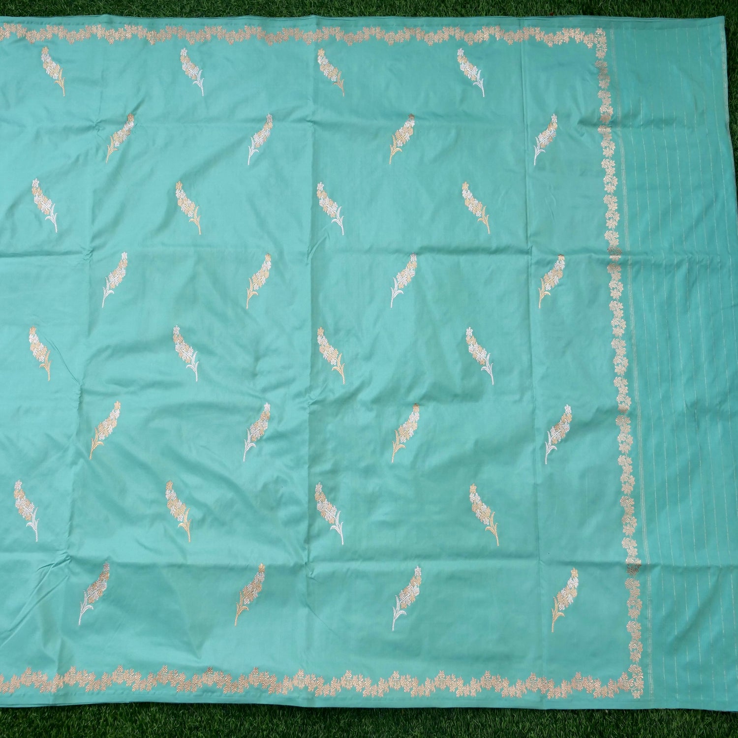 Handloom Banarasi Pure Katan Silk Kadwa Saree