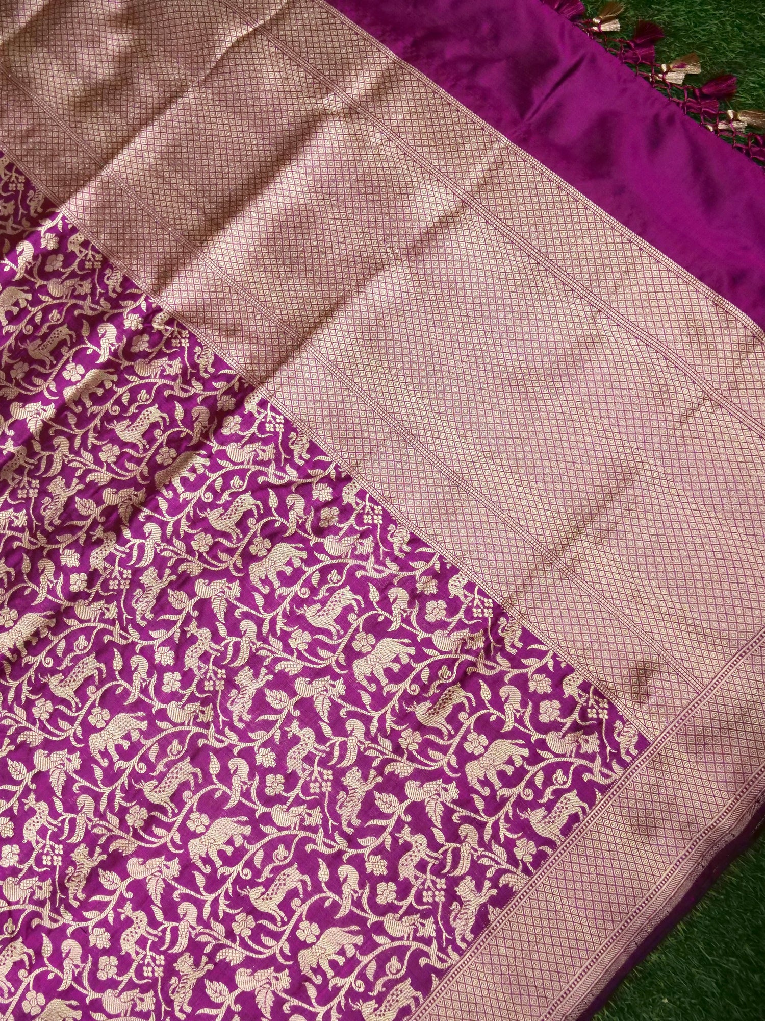 Handloom Banarasi Katan Silk Shikargah Dupatta - Khinkhwab