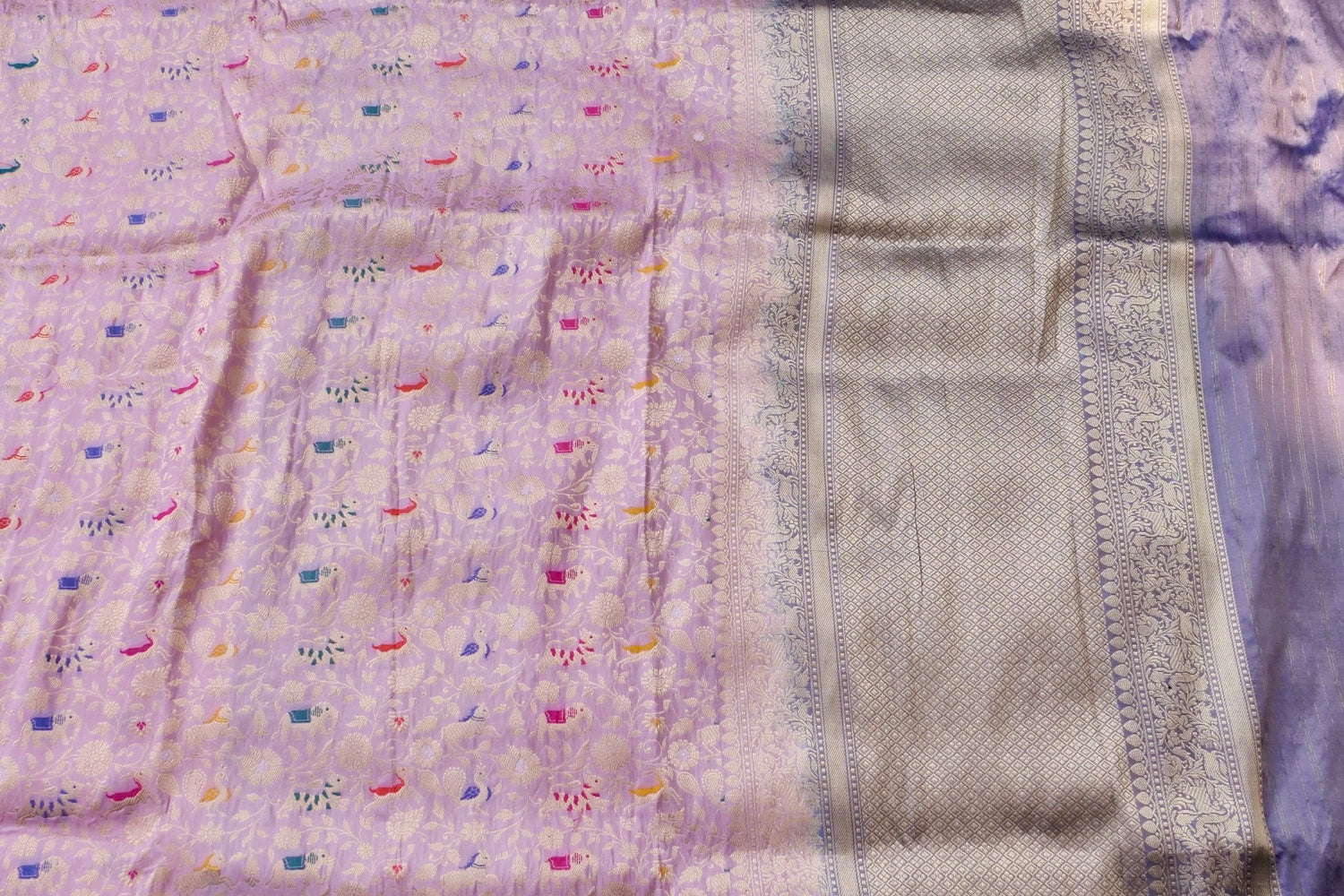 Handloom Banarasi Katan Shikargah Saree with Contrast Border