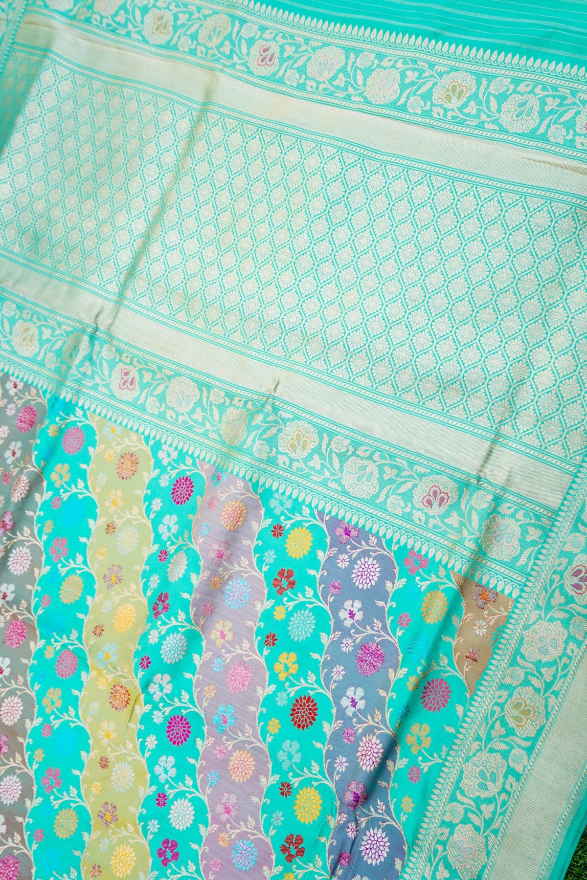 Handloom Banarasi Rangkat Katan Silk Saree - Khinkhwab