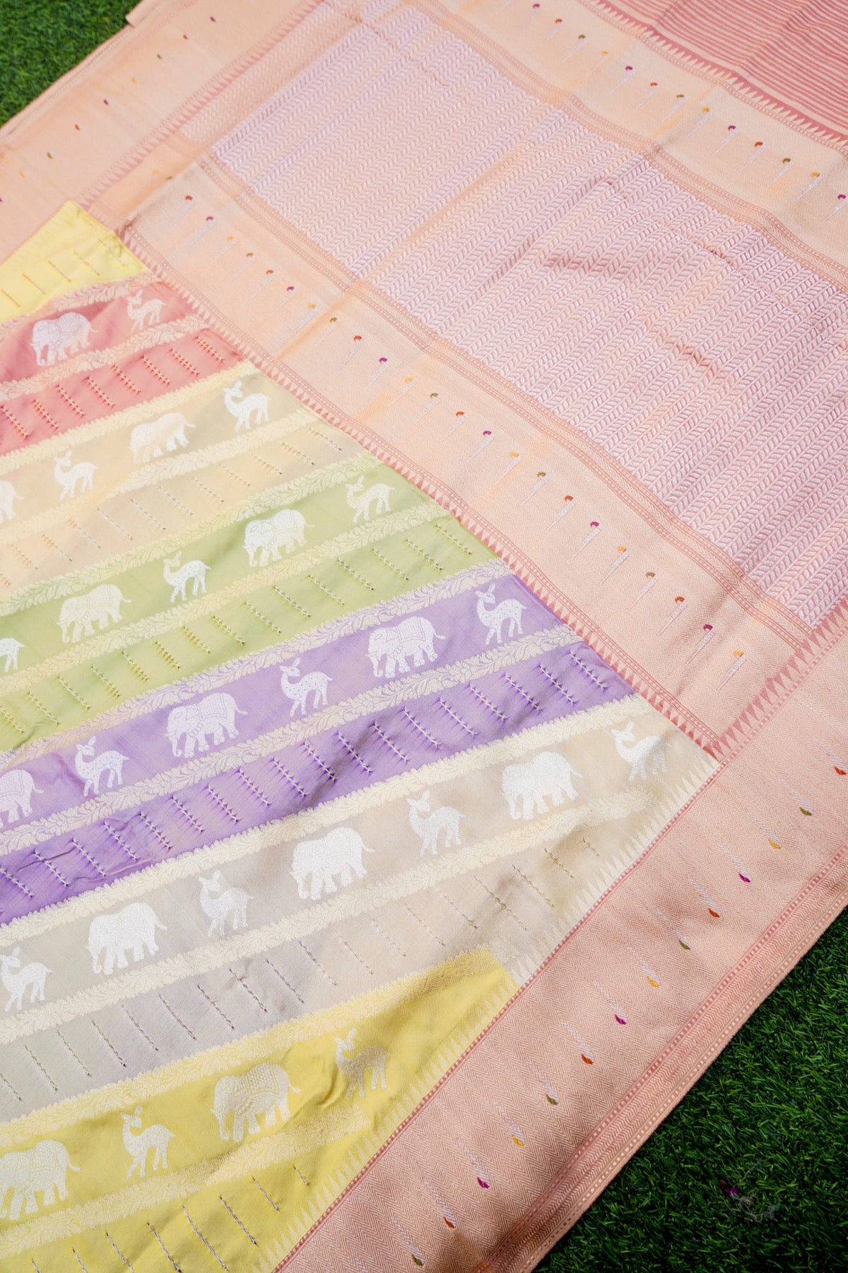 Handloom Banarasi Katan Silk Rangkat Pastel Saree with Githi Technique - Khinkhwab
