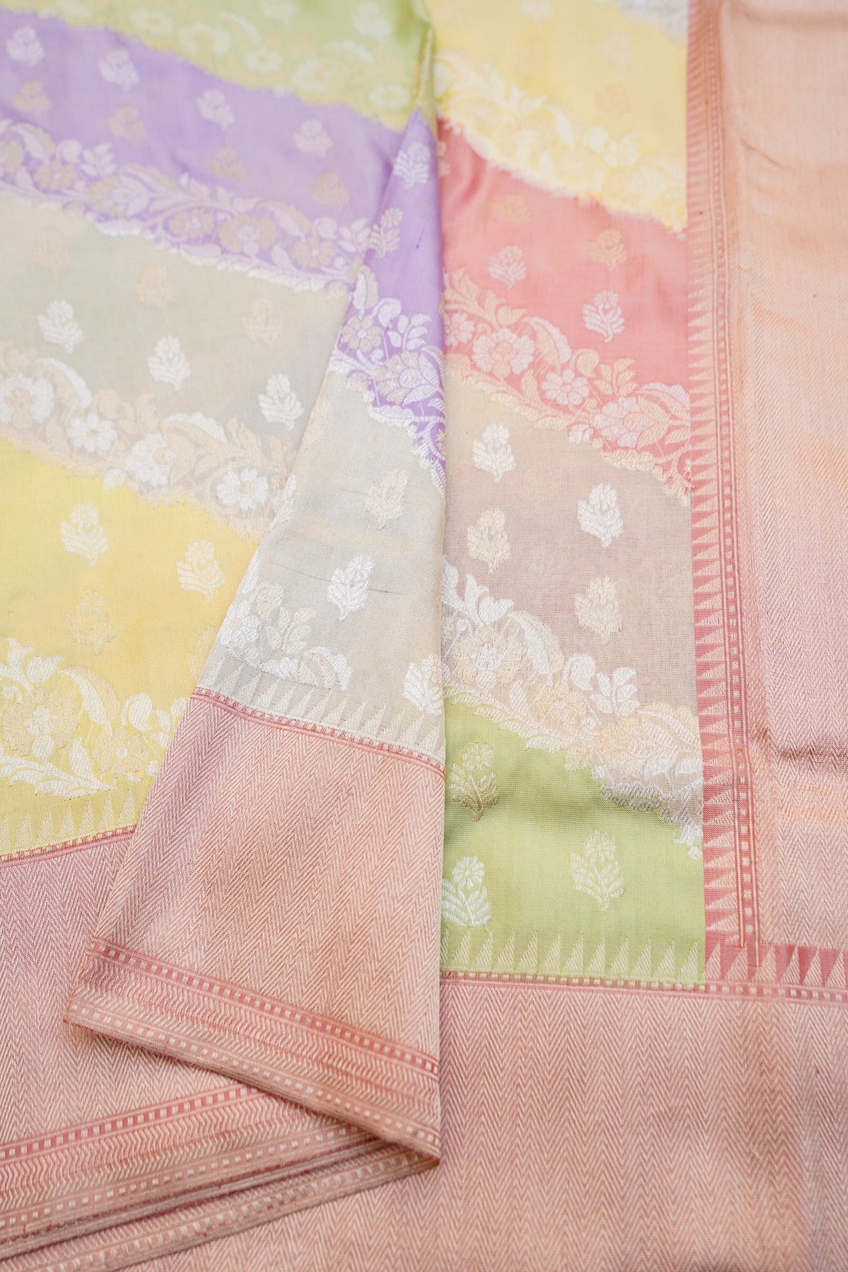 Handloom Banarasi Kadwa Rangkat Katan Silk Saree - Khinkhwab