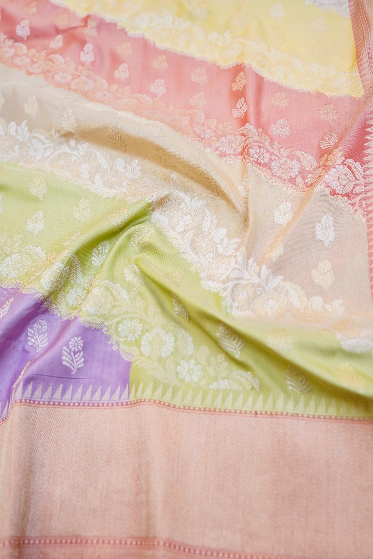 Handloom Banarasi Kadwa Rangkat Katan Silk Saree - Khinkhwab