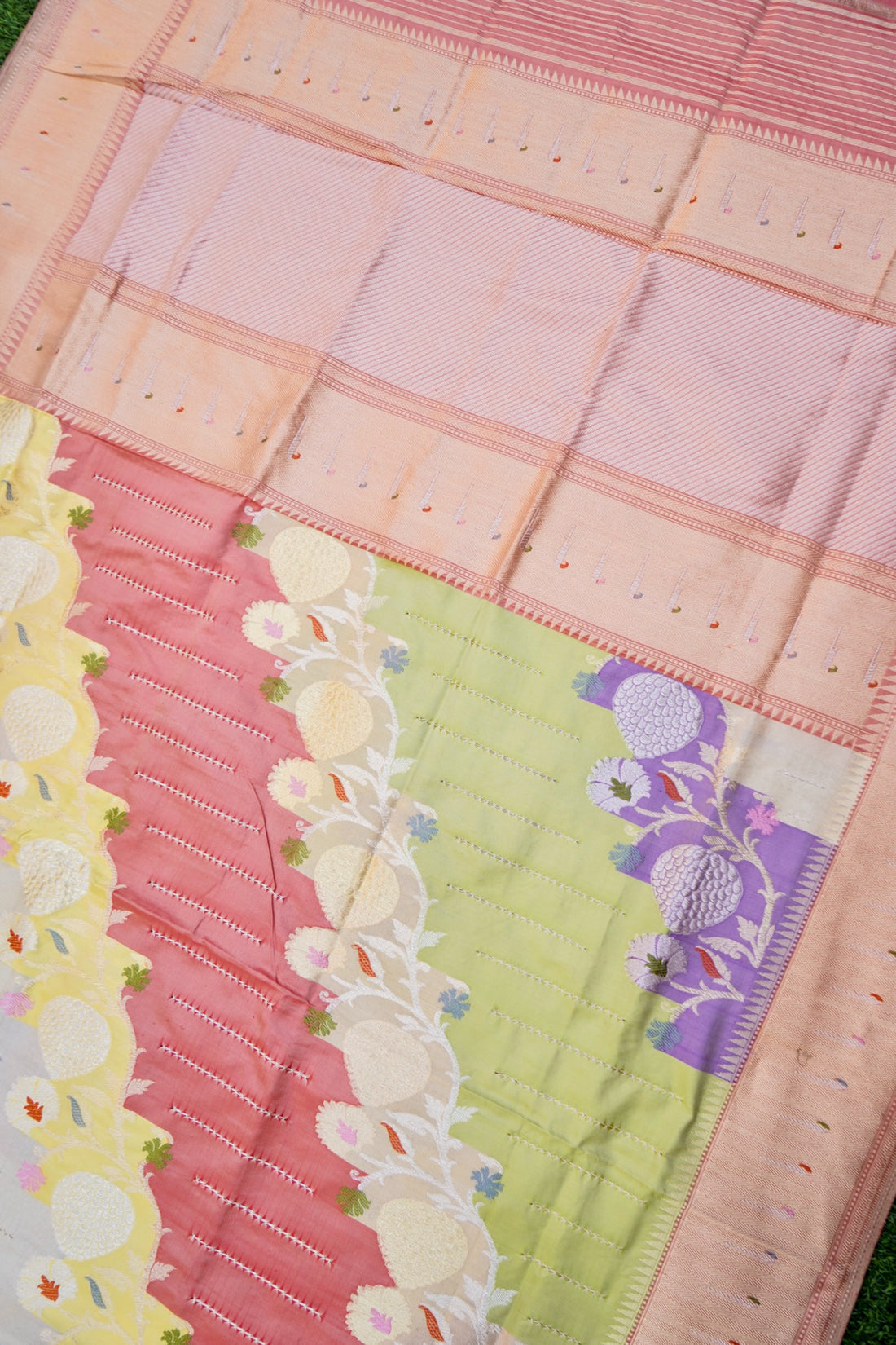 Handloom Banarasi Katan Silk Rangkat Dupatta with Githi Technique - Khinkhwab