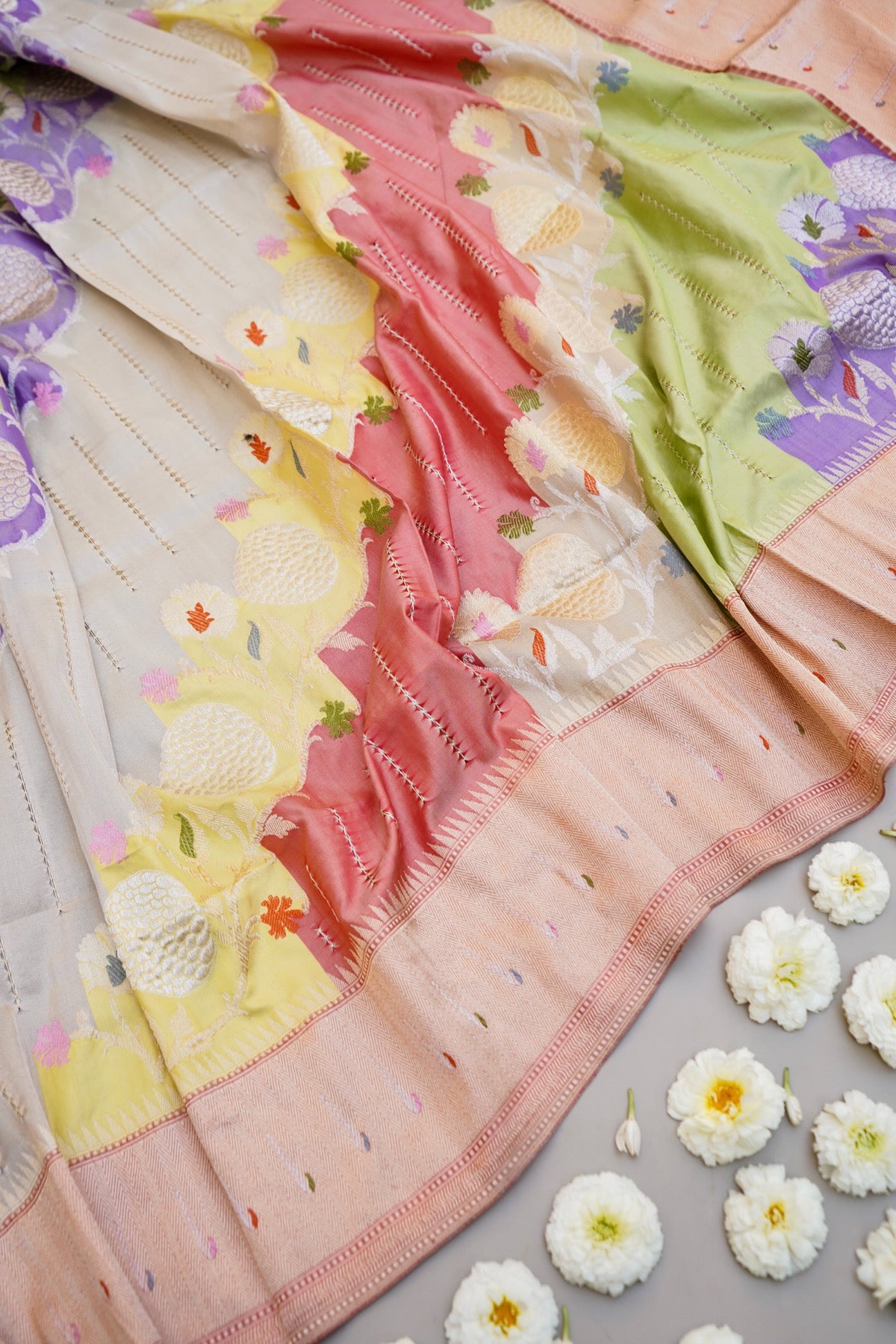 Handloom Banarasi Katan Silk Rangkat Dupatta with Githi Technique - Khinkhwab