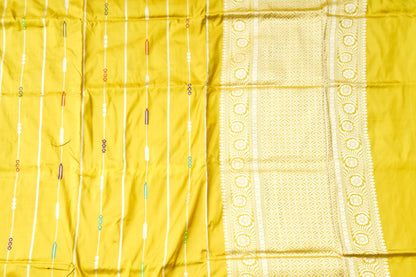 Pure Katan Silk Kadwa Guldaudi Bel Banarasi Saree in Marigold Yellow
