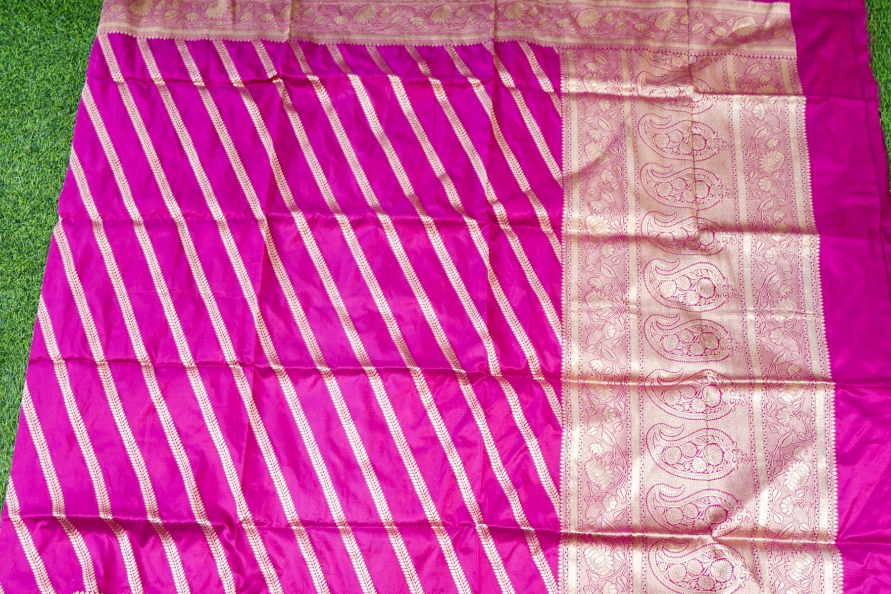 Handwoven Banarasi Katan Silk Dupatta in Magenta