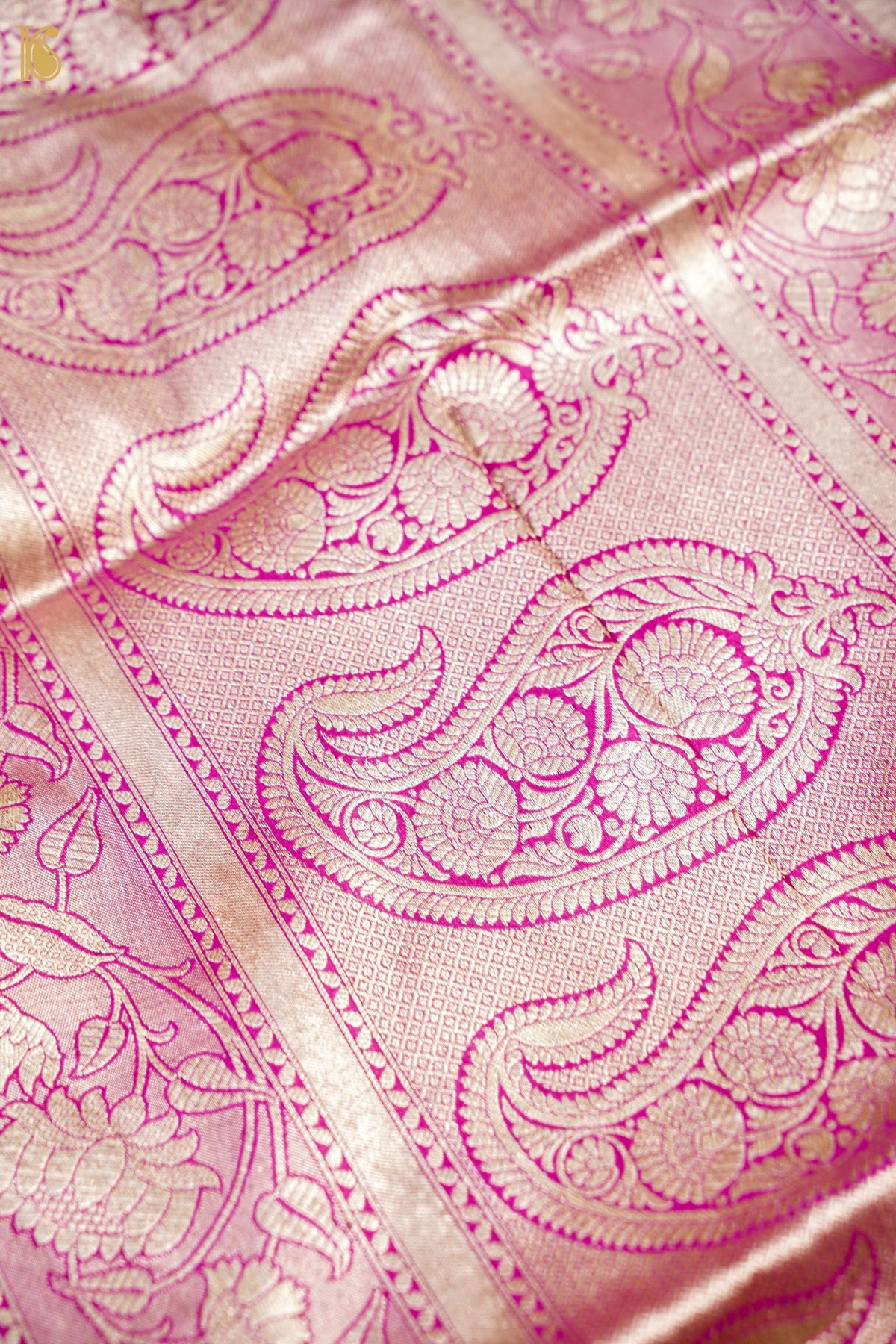 Handwoven Banarasi Katan Silk Dupatta in Magenta