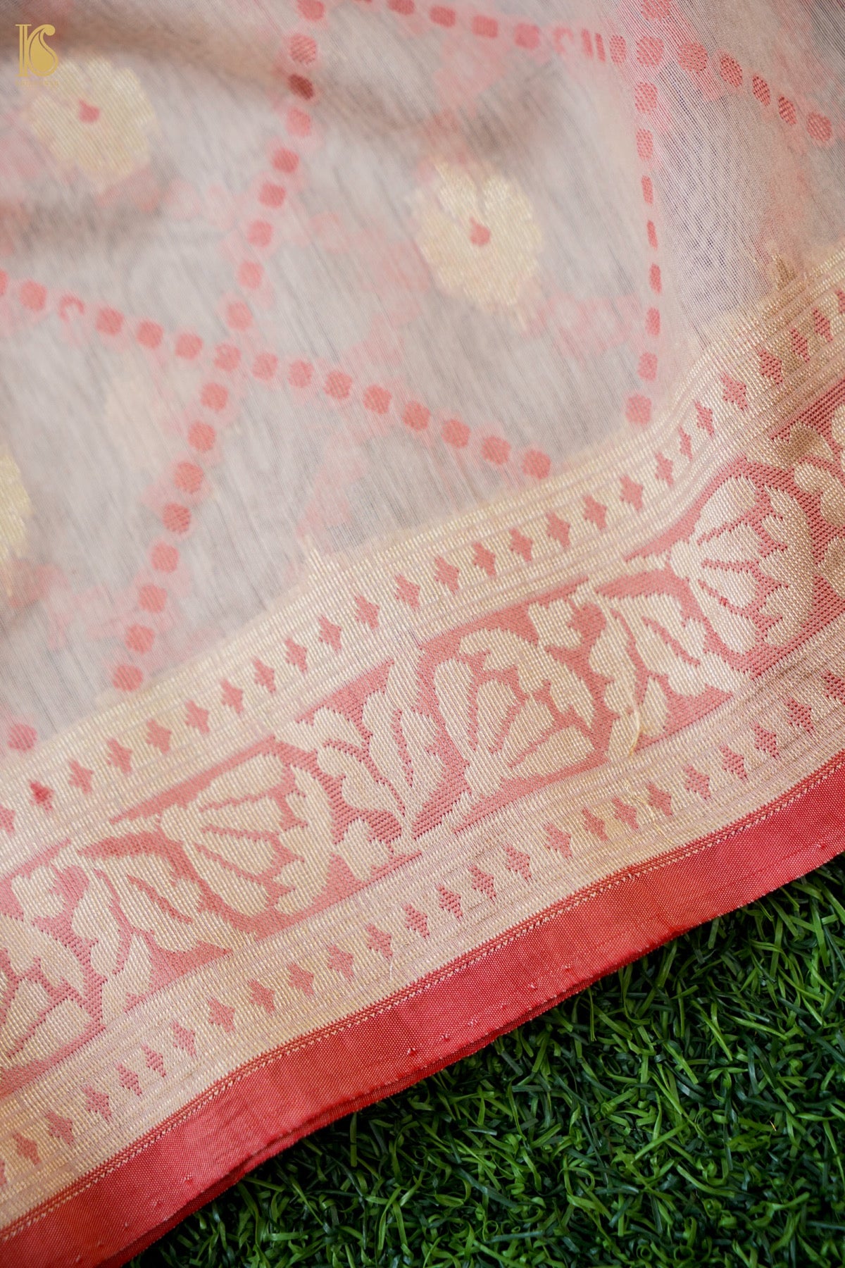 Handwoven Cotton Banarasi Kurta Fabric with Checkered Dupatta in White Pink