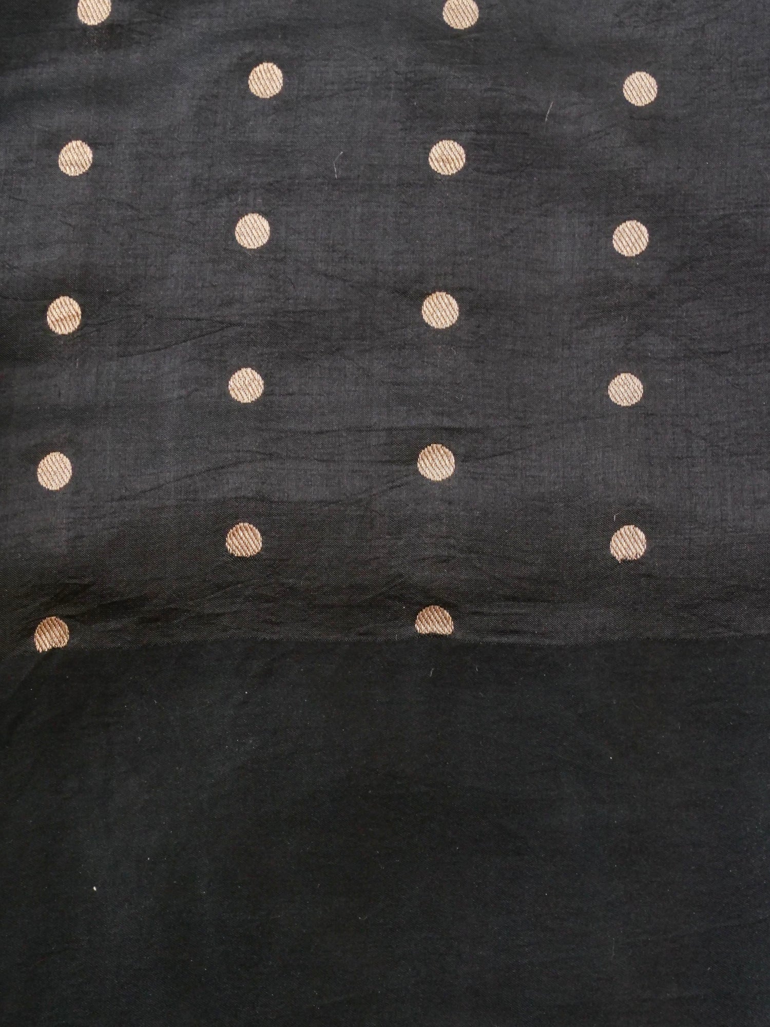 Handloom Banarasi Pure Katan Silk Kadwa Saree in Black with Nandi - Khinkhwab