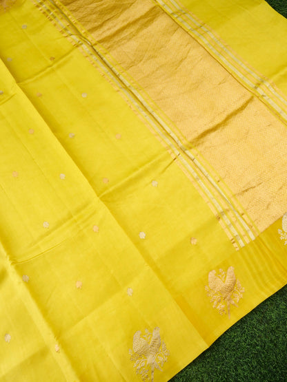 Handloom Banarasi Pure Katan Silk Kadwa Saree in Yellow with Parrot Motif - Khinkhwab