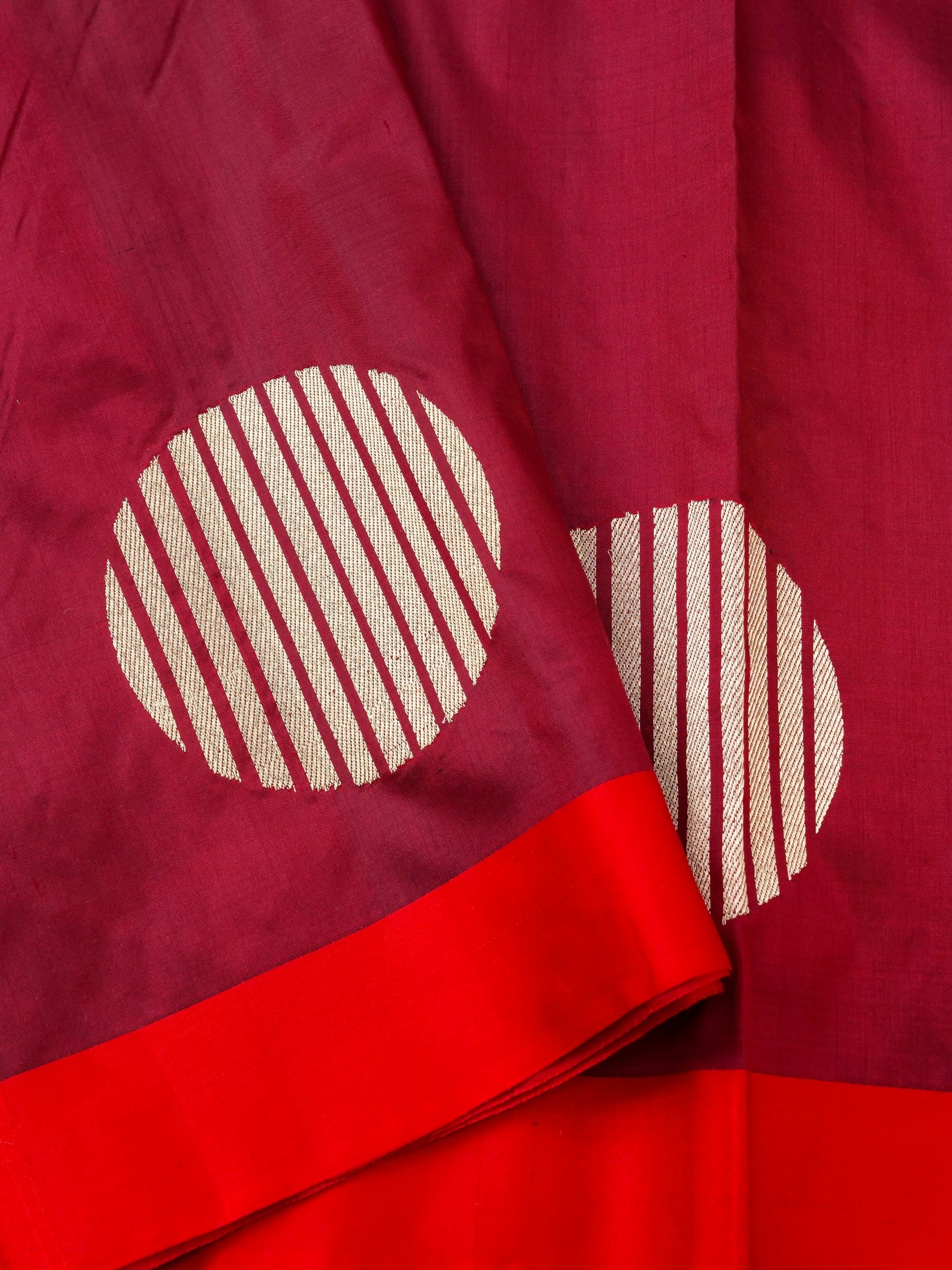 Handloom Banarasi Pure Katan Silk Saree in Maroon with Red Border - Khinkhwab
