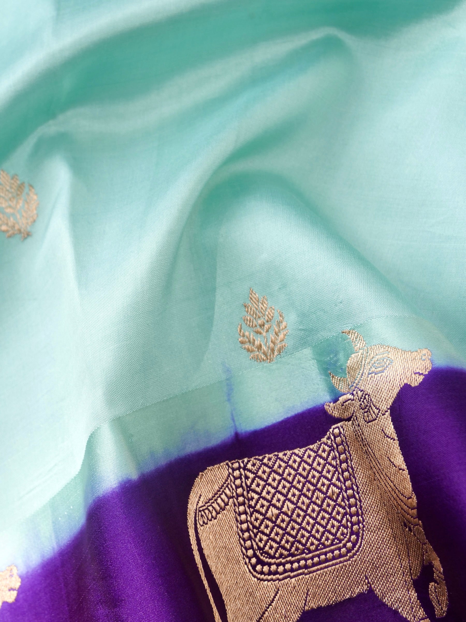 Handloom Banarasi Pure Katan Silk Kadwa Saree in Mint with Standing Nandi Motif - Khinkhwab