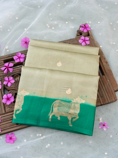 Handloom Banarasi Pure Katan Silk Kadwa Saree in Khaki with Standing Nandi - Khinkhwab