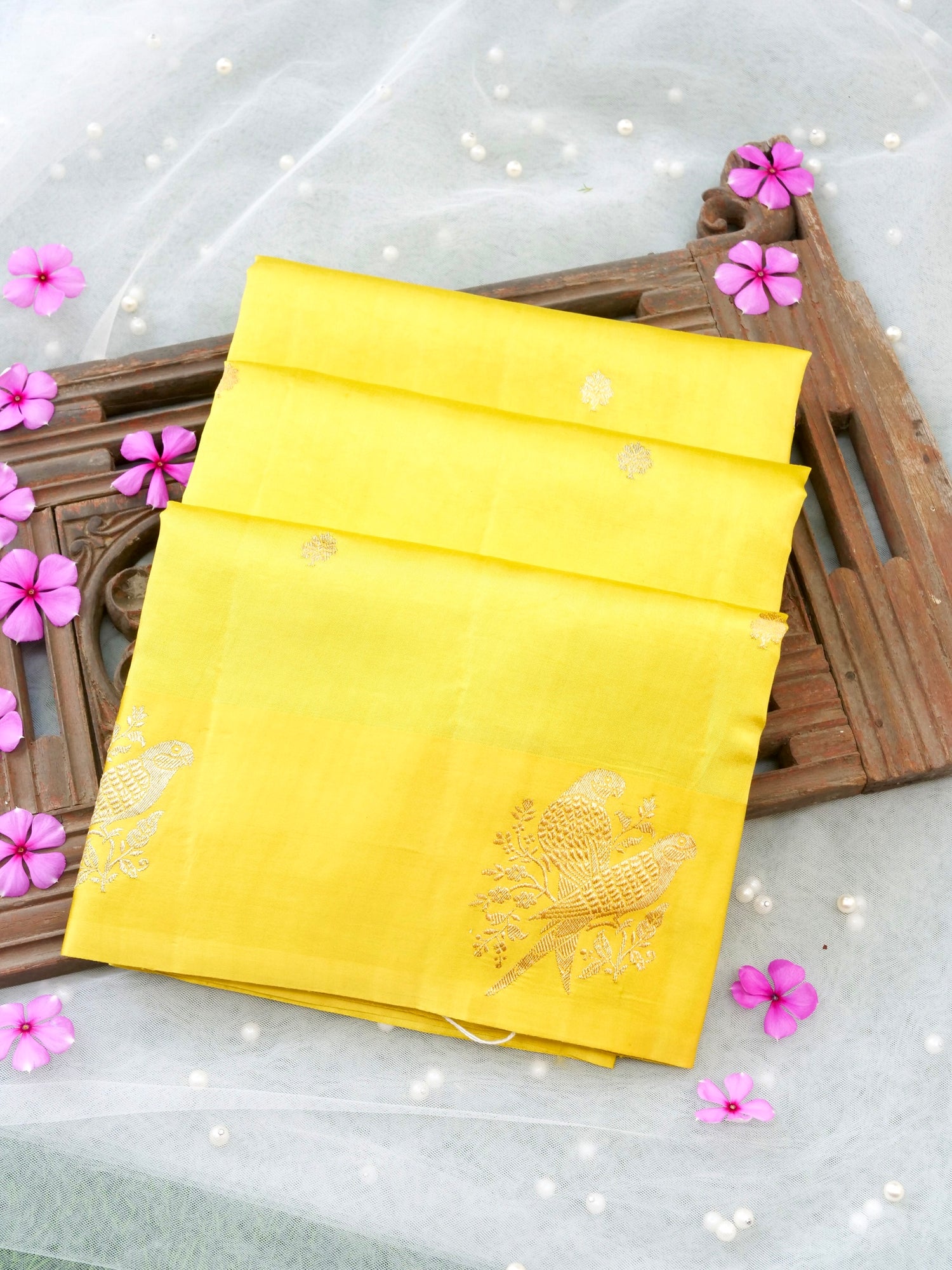 Handloom Banarasi Pure Katan Silk Kadwa Saree in Yellow with Parrot Motif - Khinkhwab