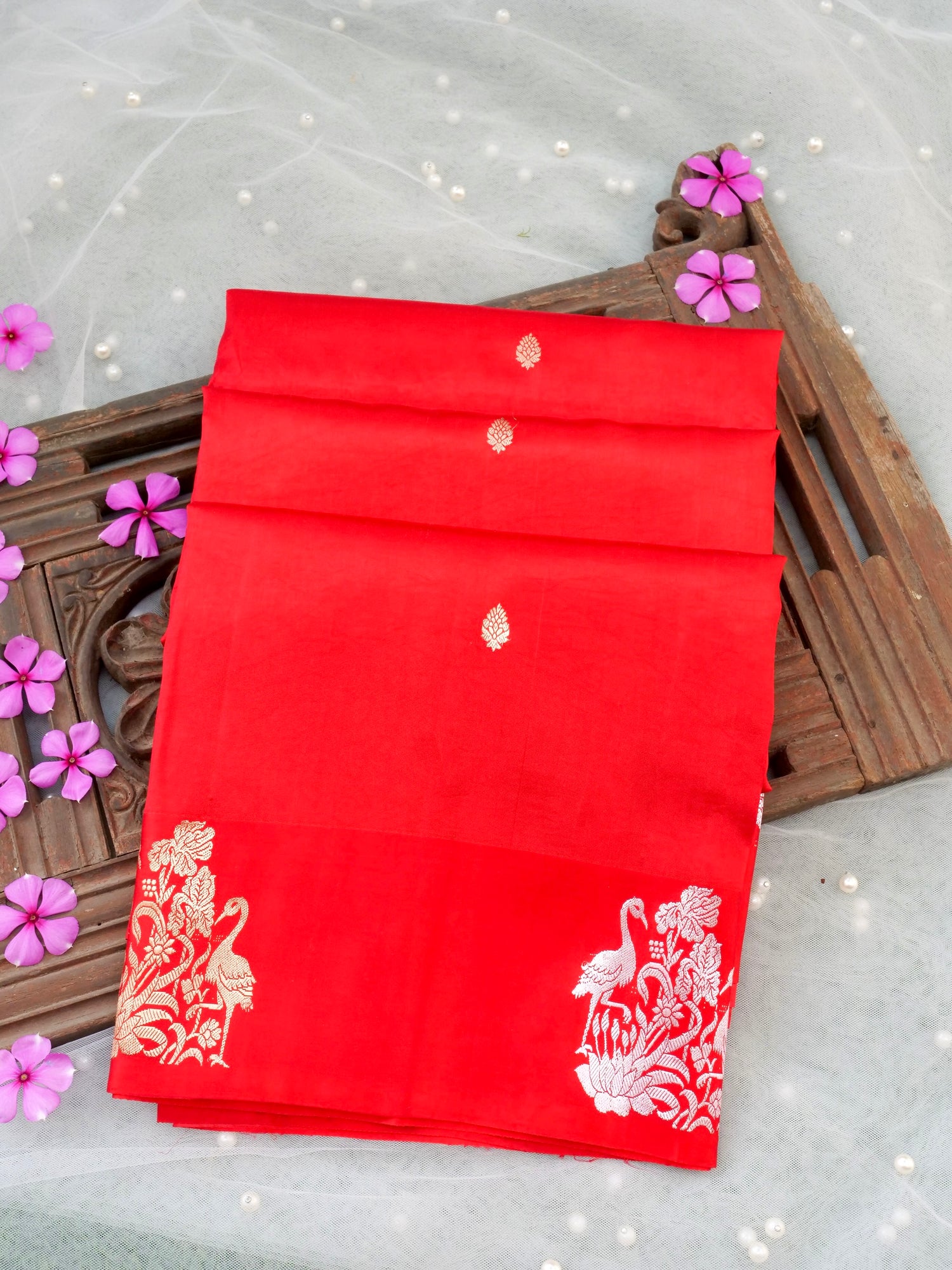 Handloom Banarasi Pure Katan Silk Kadwa Saree in Red with Crane and Floral Motif - Khinkhwab