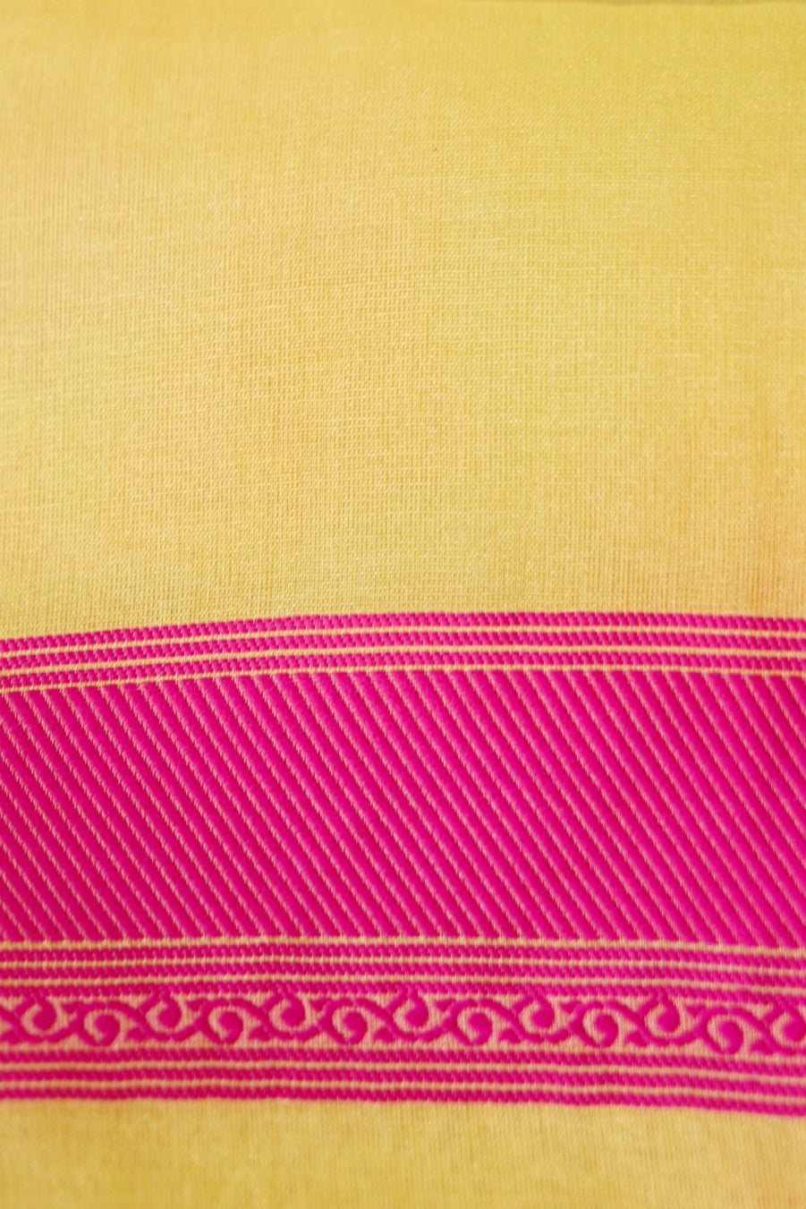 Handwoven Banarasi Organza Silk Kadwa Saree in Butter Yellow - Soglia