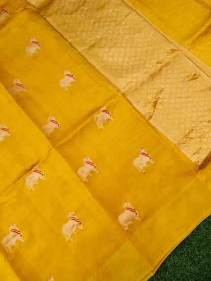 Handloom Banarasi Pure Katan Silk Kadwa Saree in Mustard with Meenakari Nandi Motif - Khinkhwab