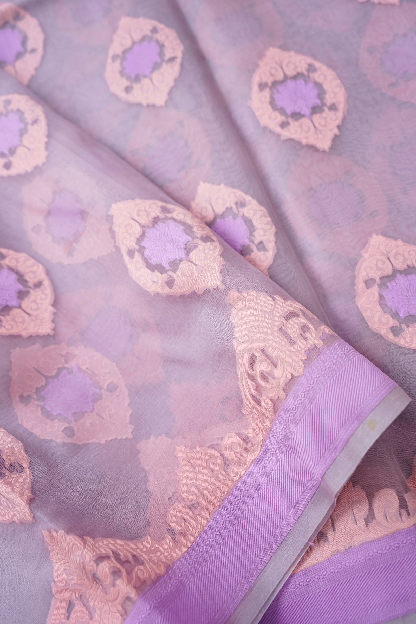 Handwoven Banarasi Organza Silk Kadwa Saree in Lilac- Soglia