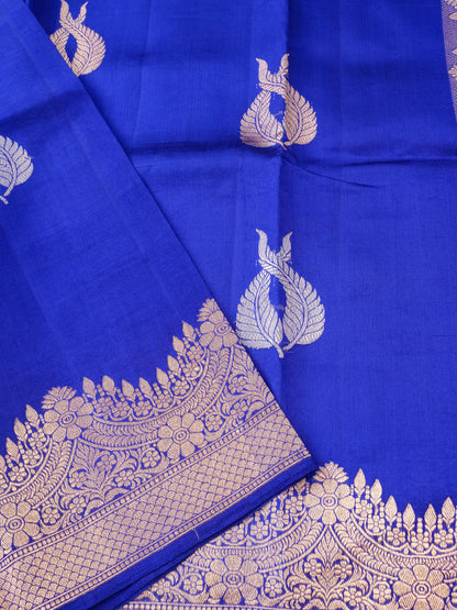 Handloom Banarasi Pure Katan Silk Kadwa Saree in Royal Blue with Floral Gold Border - Khinkhwab