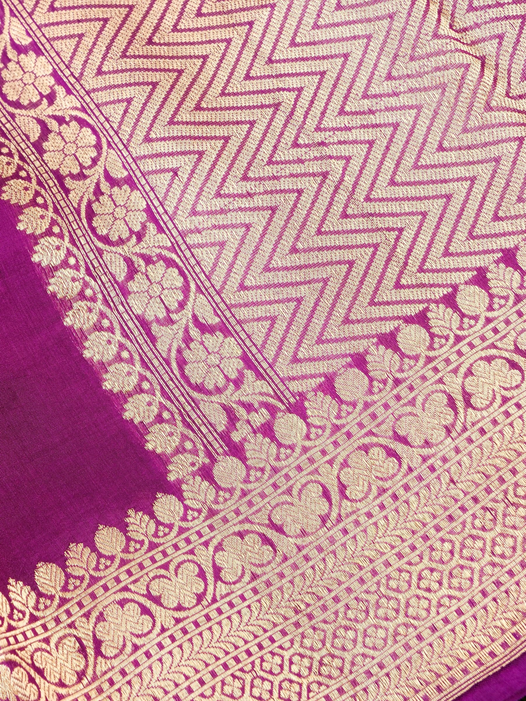 Handloom Banarasi Katan Silk Kadwa Saree Magenta Floral Butis - Khinkhwab
