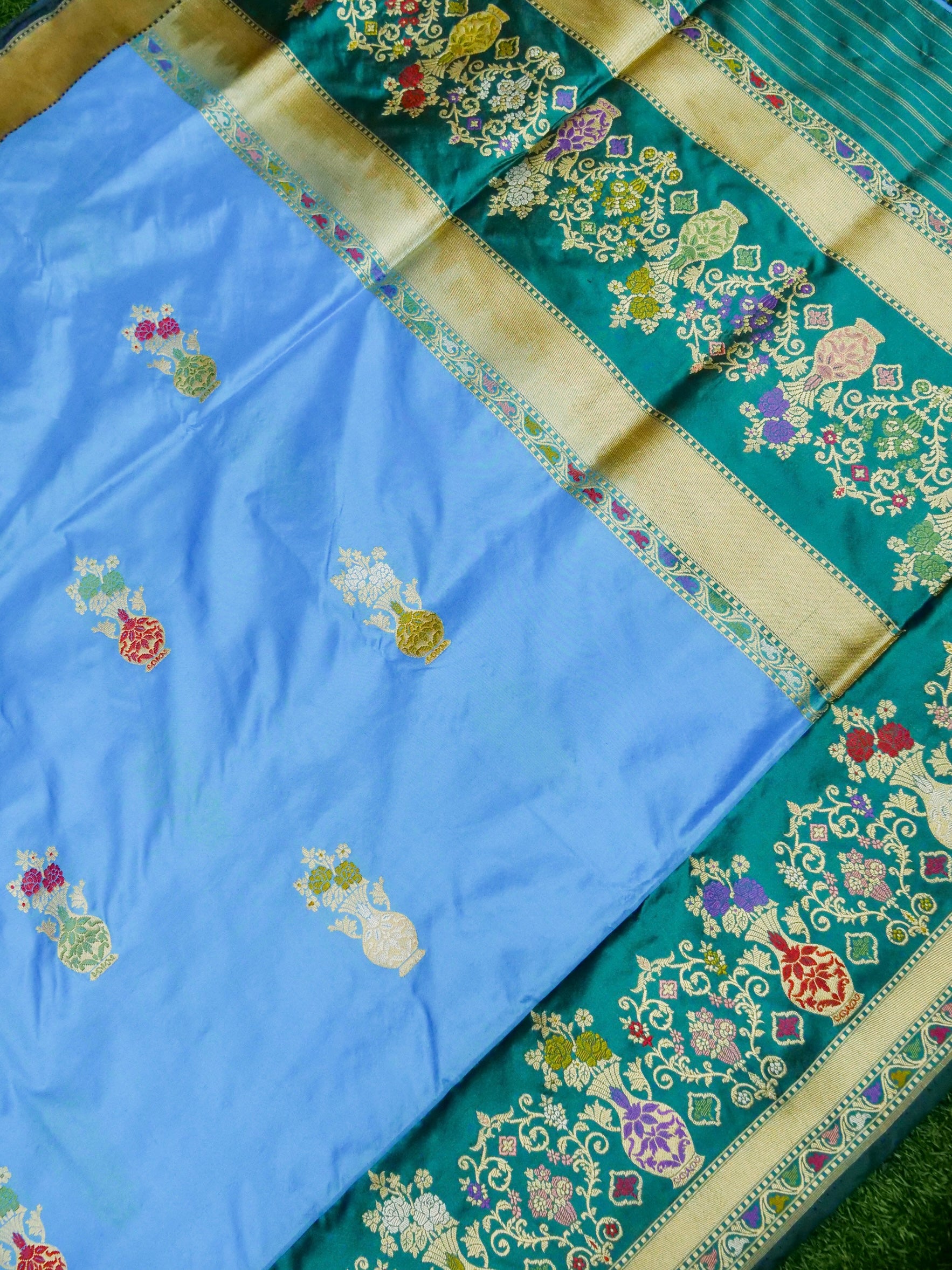 Banarasi Katan Silk Kadwa Tilfi Boota Handloom Saree | Sky Blue - Khinkhwab