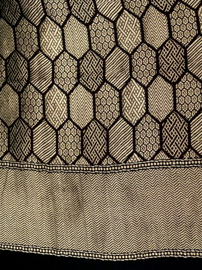 Banarasi Gajji Silk Kadwa Patti Buti Handwoven Saree in Beige