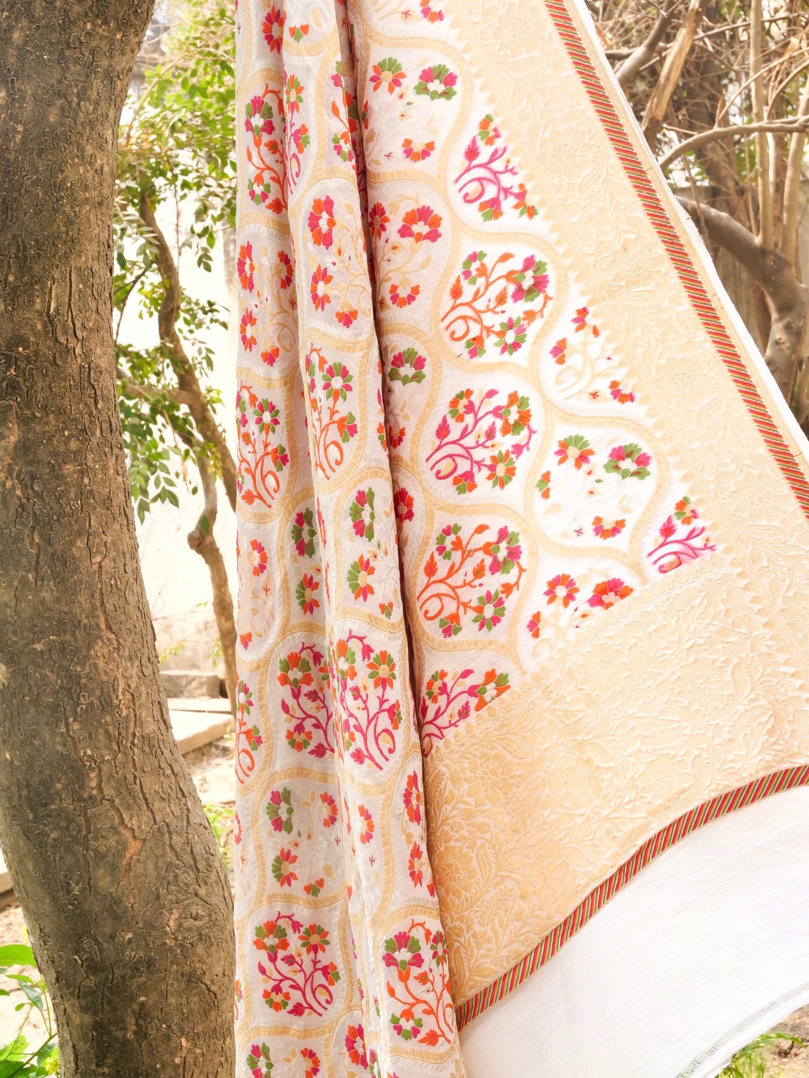 Georgette Banarasi Dyeable Dupatta