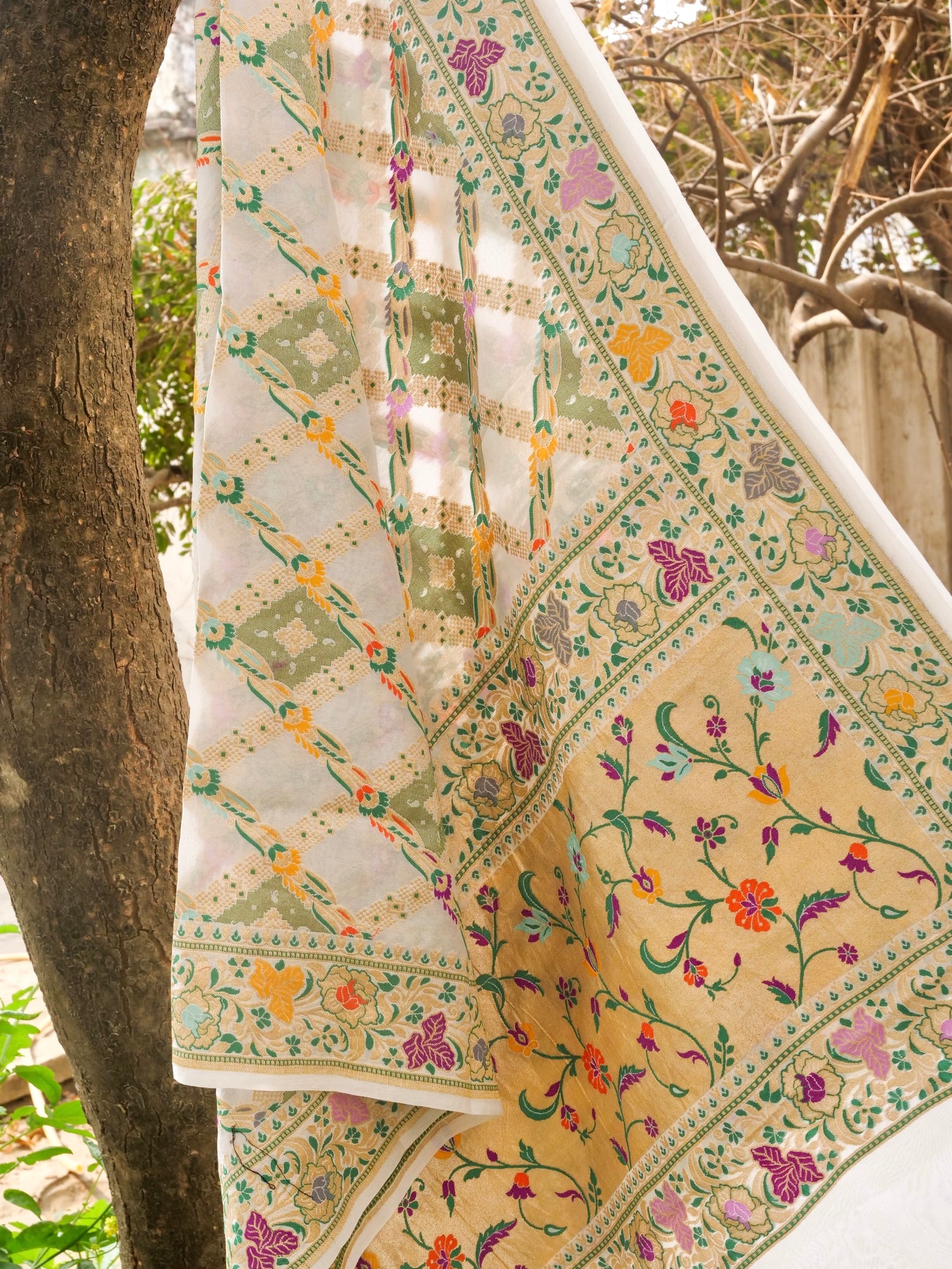 Georgette Banarasi Dyeable Dupatta