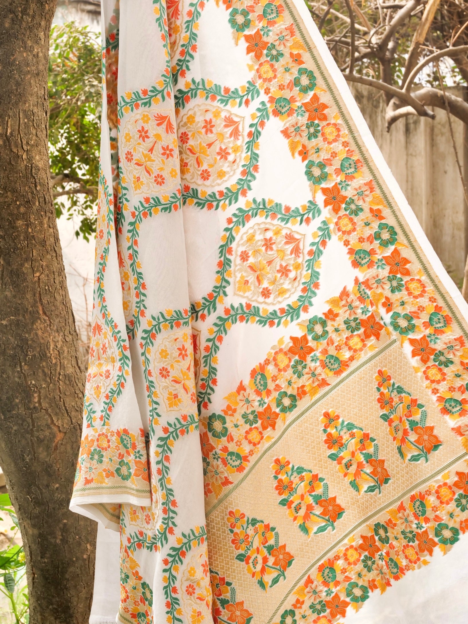 Georgette Banarasi Dyeable Dupatta