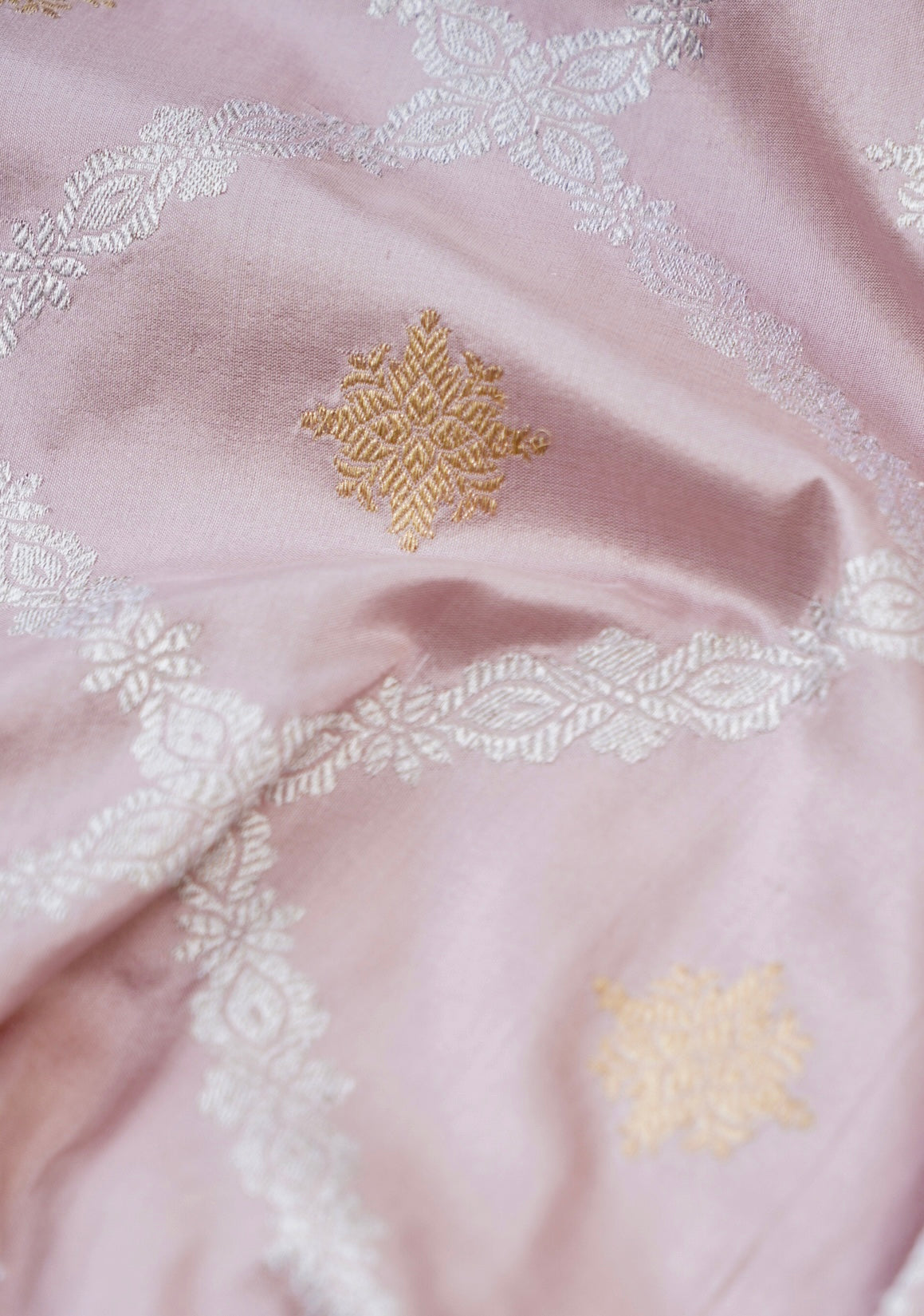 Banarasi Katan Silk Kadwa Handloom Saree in Blush Pink - Khinkhwab