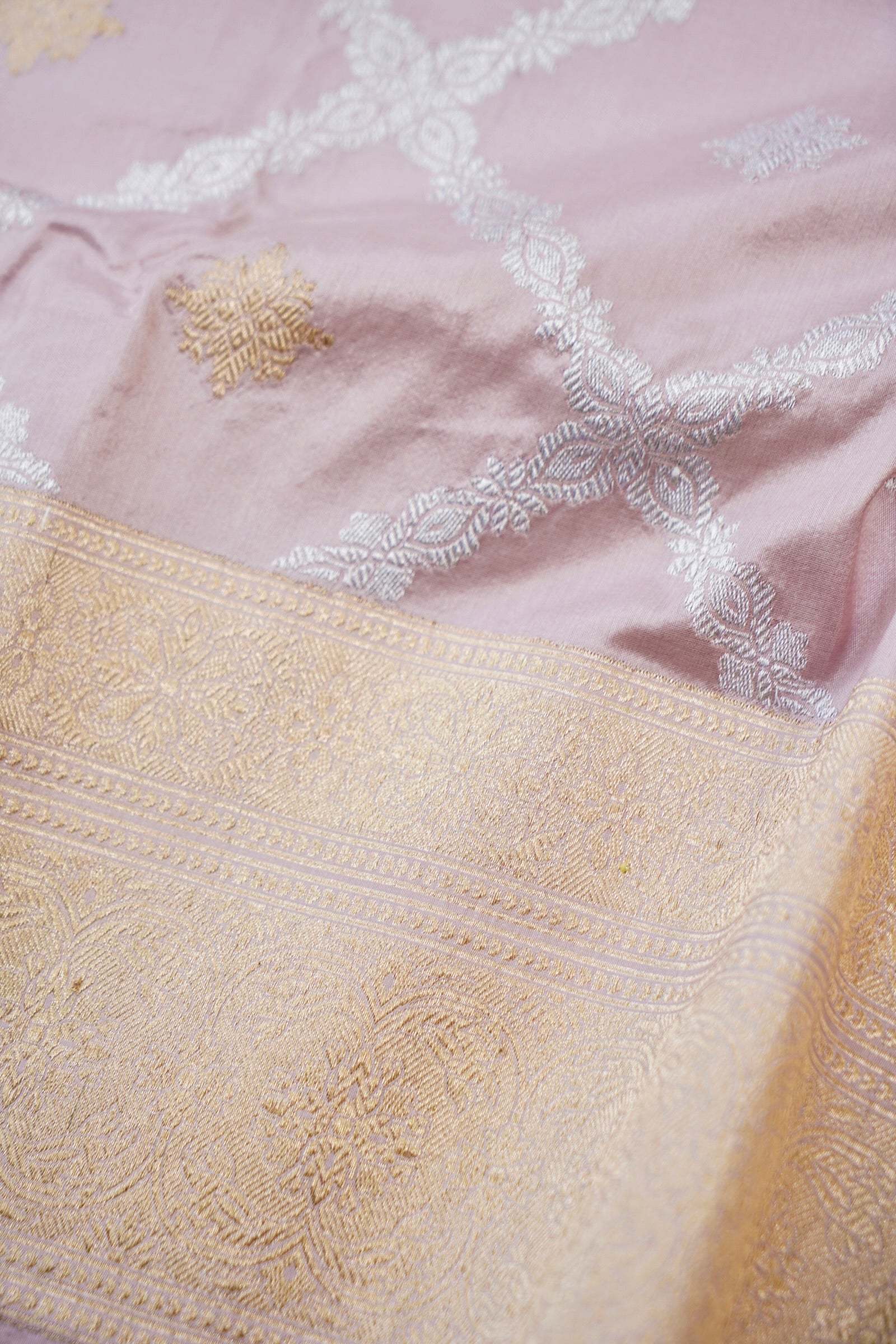 Banarasi Katan Silk Kadwa Handloom Saree in Blush Pink - Khinkhwab