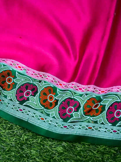 Banarasi Mashru Silk Kadiyal Handwoven Saree in Rani Pink