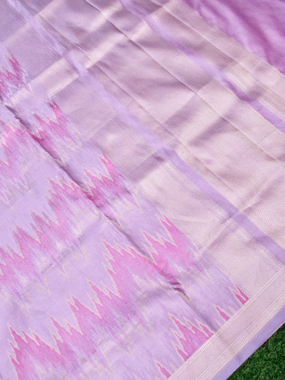 Banarasi Katan Silk Resham Tanchoi Handwoven Saree in Lilac Pink - Khinkhwab