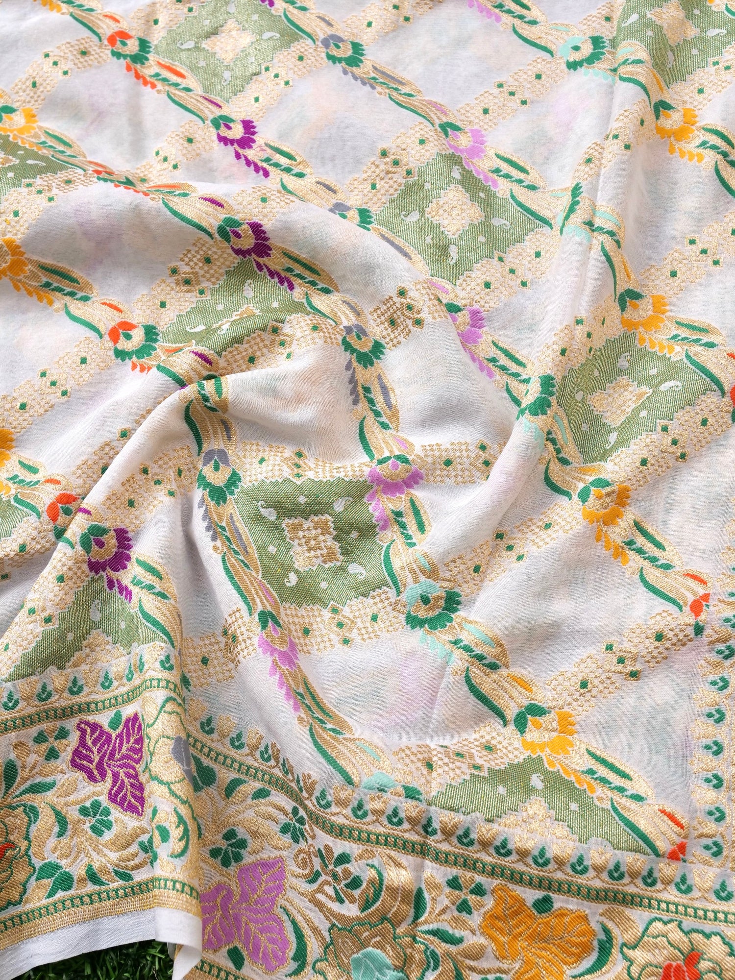 Georgette Banarasi Dyeable Dupatta