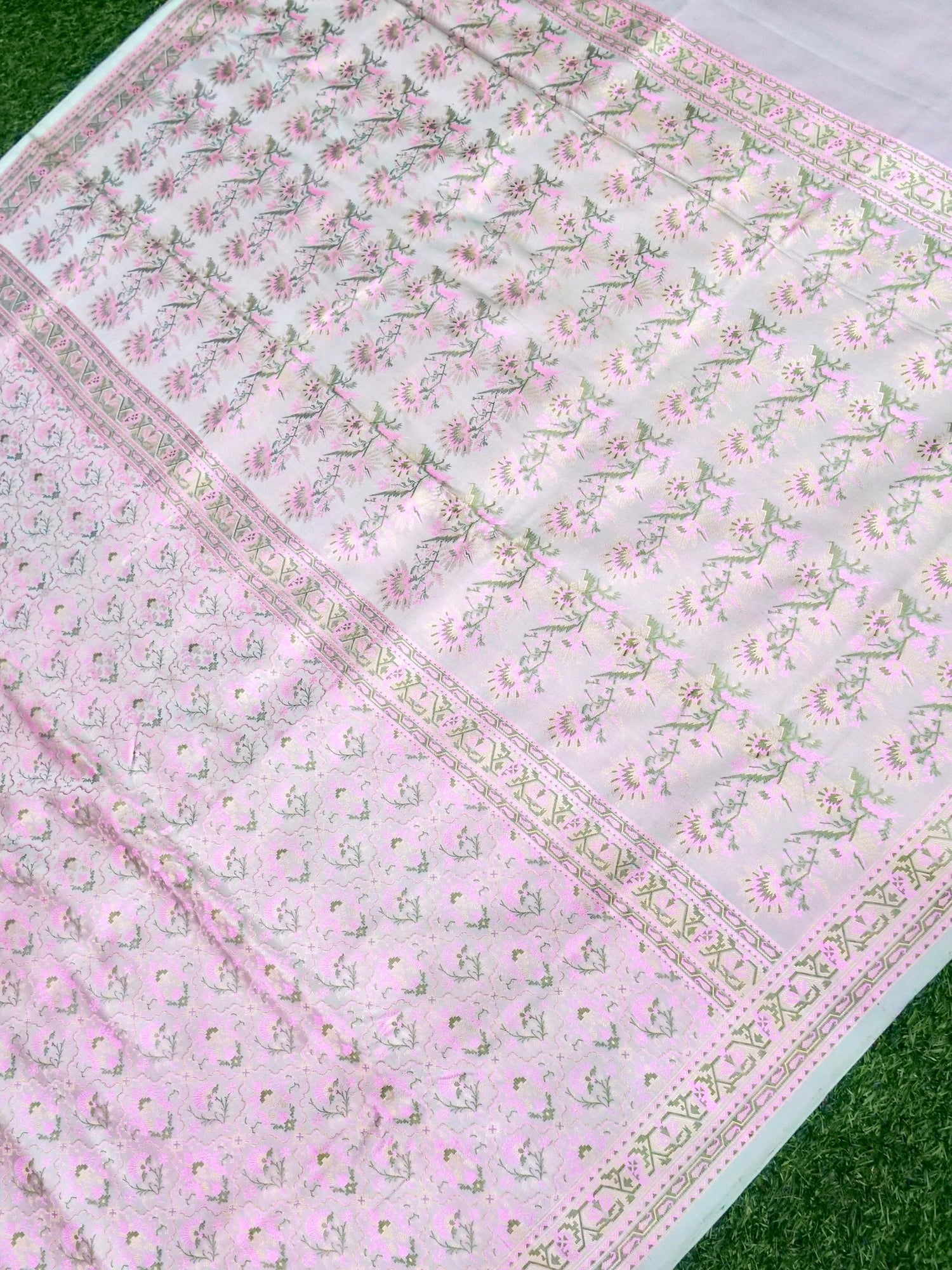 Banarasi Katan Silk Resham Tanchoi Handwoven Saree in Powder Pink