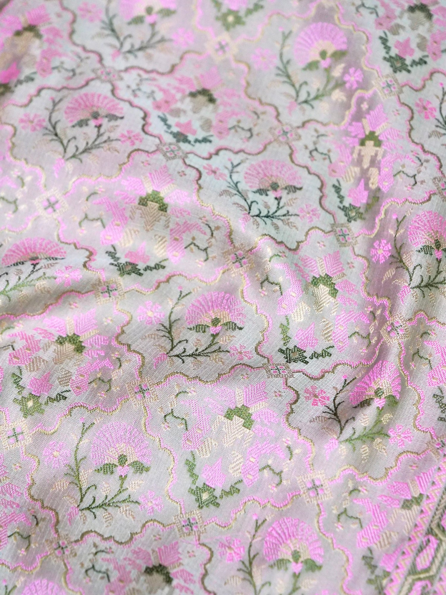 Banarasi Katan Silk Resham Tanchoi Handwoven Saree in Powder Pink