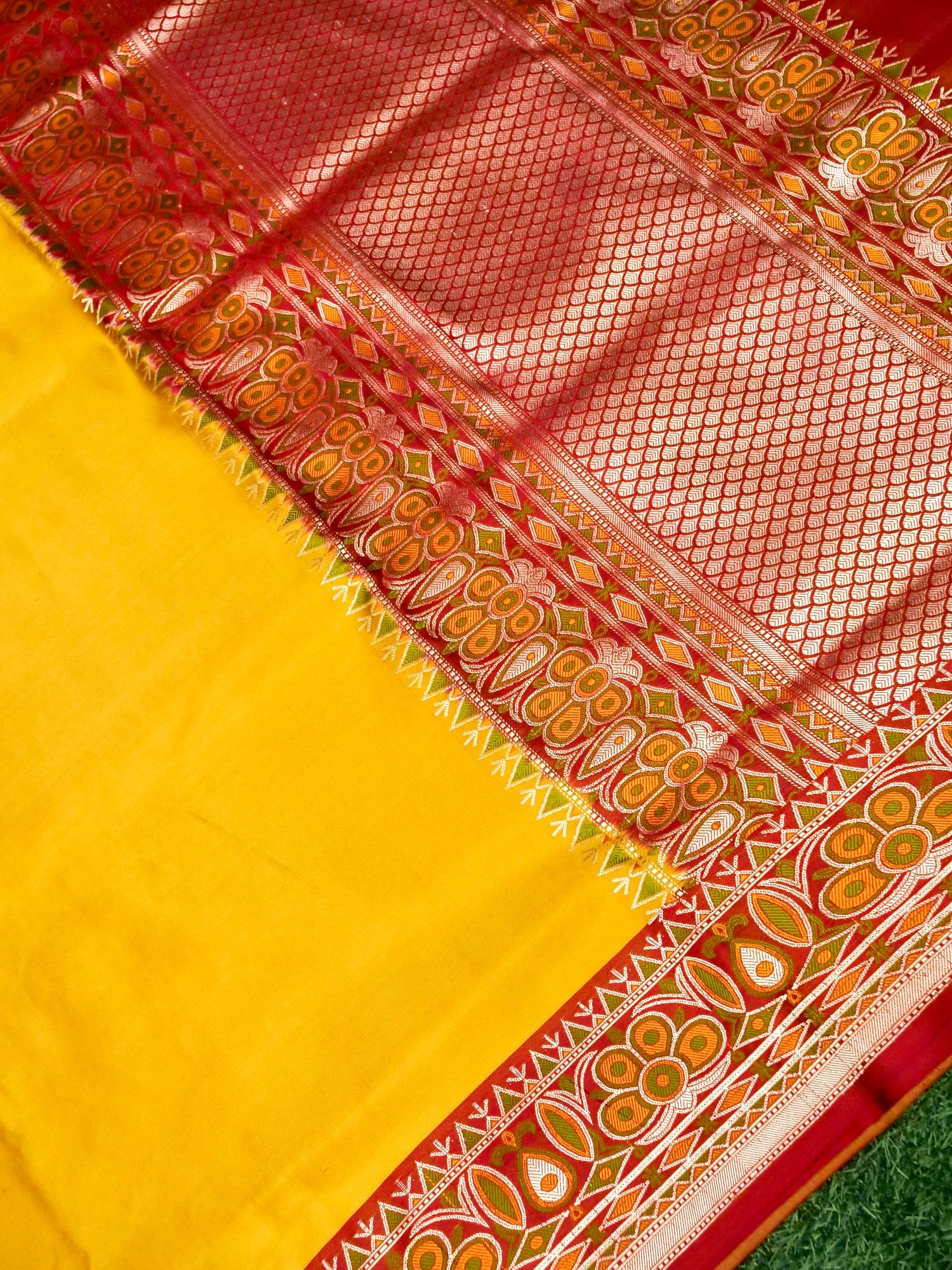 Banarasi Mashru Silk Kadiyal Handwoven Saree in Marigold Yellow - Khinkhwab